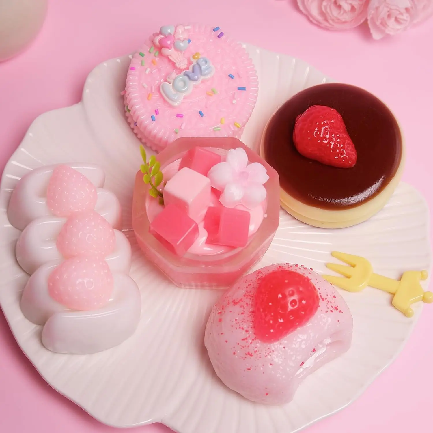 5 Pcs Handmade Squishies Toy, Ultra-Realistic Dessert Cookie Look Sticky Squishy Toys for Stress Relief Squishies Fidget Toys for Party Favors OPP Packaging