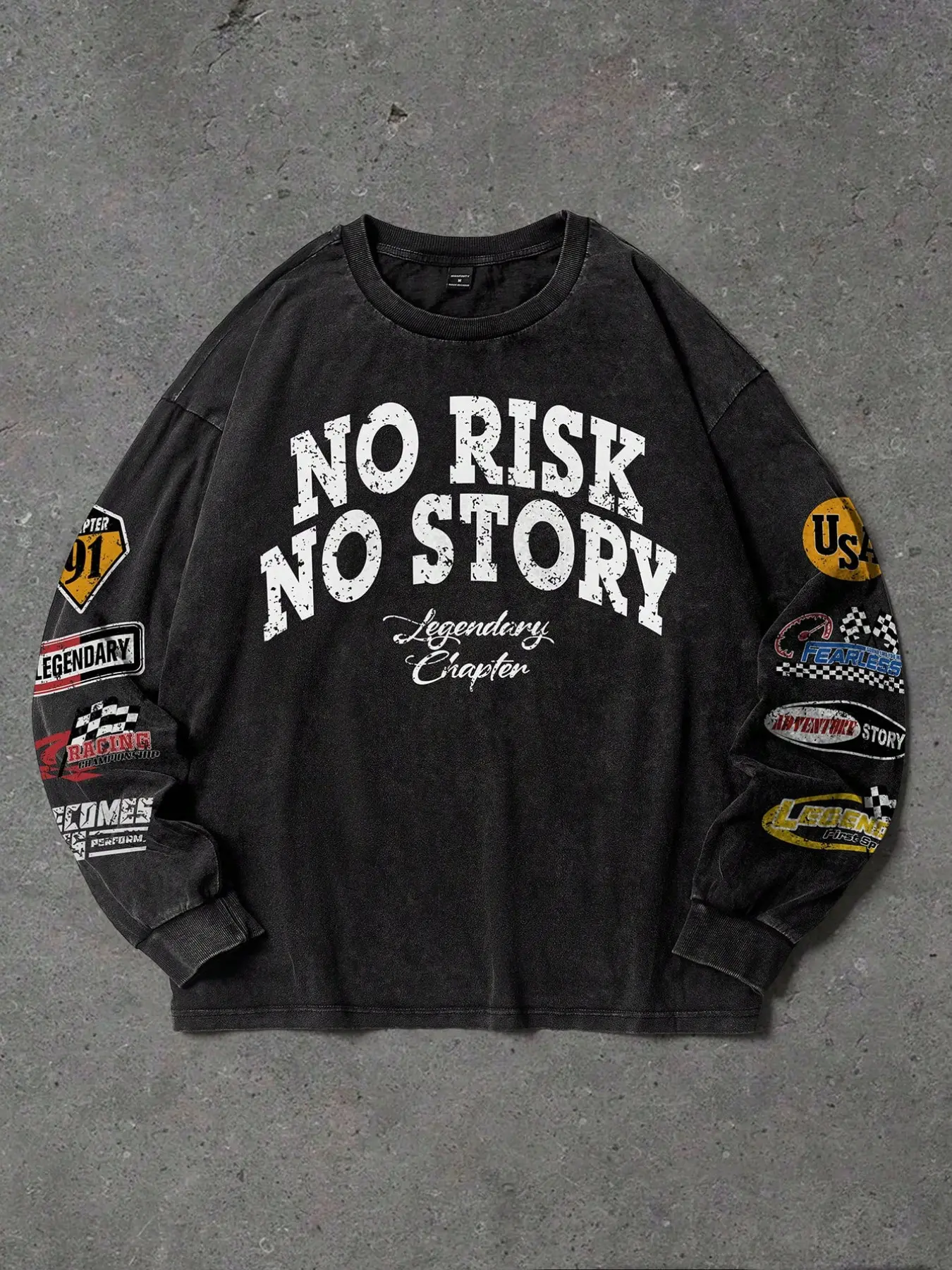 Men's long-sleeve T-shirt featuring a washed, distressed finish. Made from cotton fabric that is comfortable and breathable, it boasts a stylish distressed print that is durable and resistant to fading. A lightweight T-shirt ideal for transitional weather