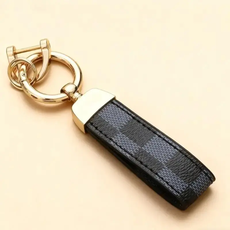 Elegant Horseshoe Car Keychain with a Printed Faux Leather Strap, Durable Metal Buckle, Unisex Lightweight Fashion Accessory for Daily Use, Unisex Wear, 80*20Mm