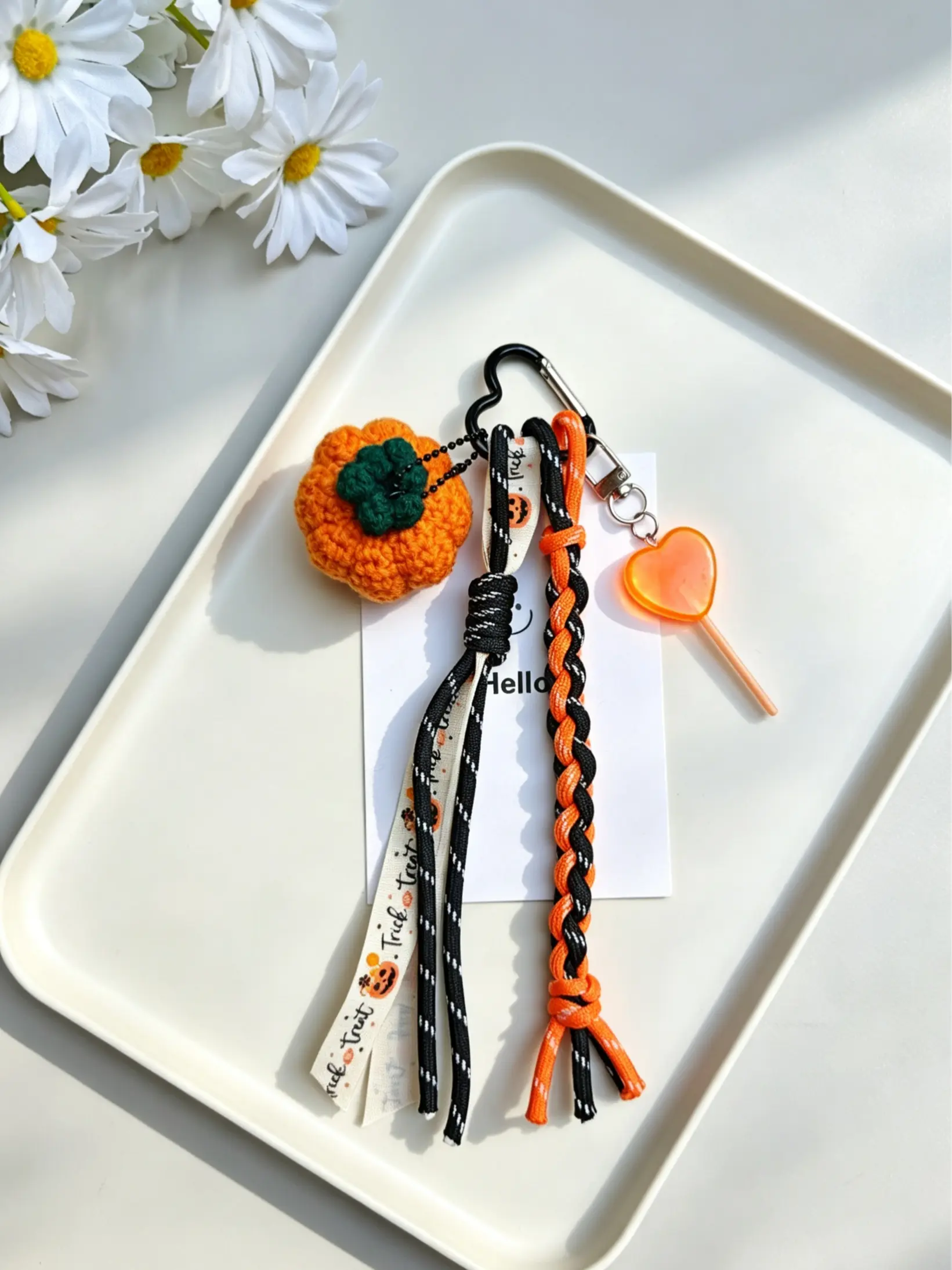 Halloween Gifts, Halloween Bag Charm Keychain for Adults, Keychain Charms, Pumpkin Lollipop Woven Exquisite Key Ring, Key Ring Accessory, Macrame Purse Decorations for Handbags & Backpacks