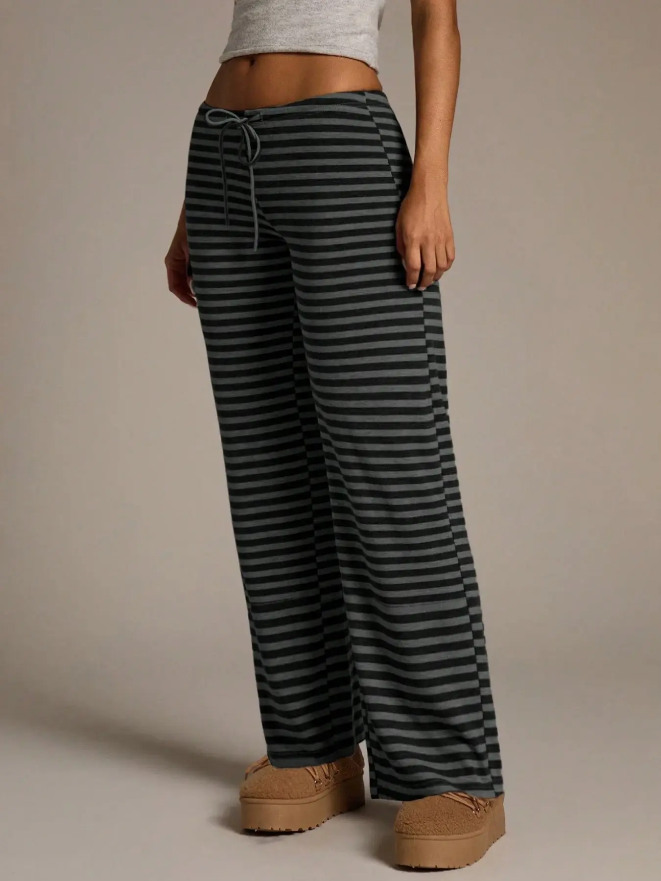 Women's Striped Drawstring Adjustable Long Sleep Pants Pjs, Casual Comfortable All Seasons Nightwear for Ladies, Soft and Cozy Loungewear, Perfect for Home Use