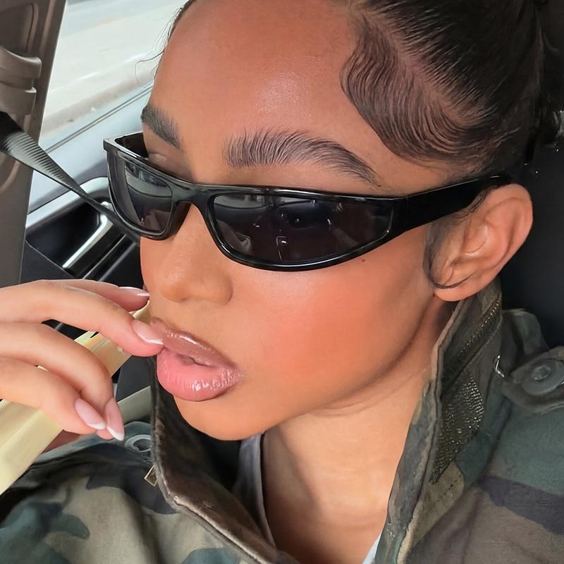 Y2K Wrap Around Futuristic Sunglasses for Women Men | UV400 Protection 2000s Cyberpunk Sport Sunglasses, Trendy Slim Shield Shades for Streetwear Festival Daily Wear