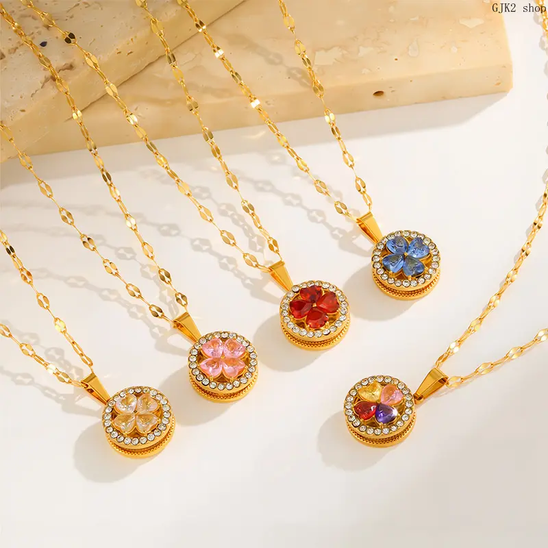 Gold‑Tone Rotatable Four‑Leaf‑Clover Pendant Necklace, Rhinestone Inlaid Round Pendant Necklace, Dainty Fashion Jewelry Gift for Women