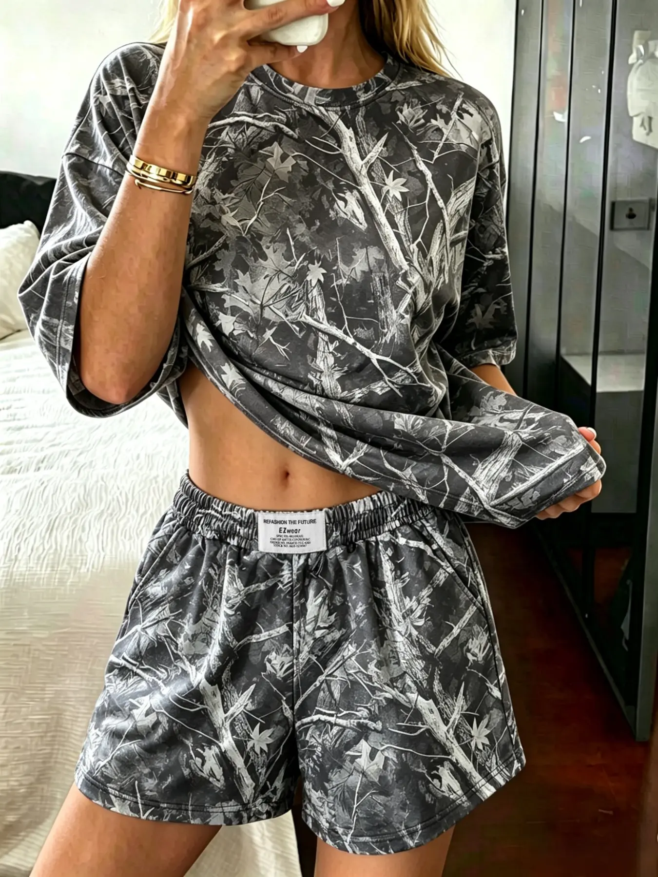 2-Piece Women's Loose Fit Camo Pajama Set, Short Sleeve T-Shirt & Shorts, Elastic Waist, Pocket Design, Y2K Style, Casual Home Wear, Loungewear