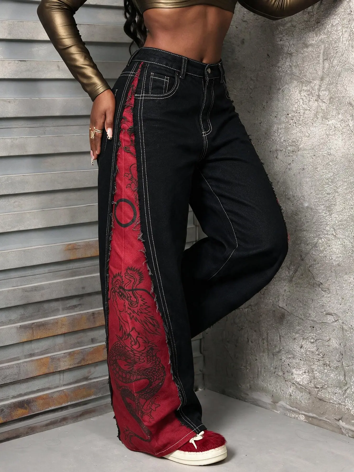Edgy Black Wide Leg Jeans Women - High Waisted Relaxed Fit with Bold Red Dragon Motif & Frayed Detail Vintage street style pants (Excluding belts and accessories)