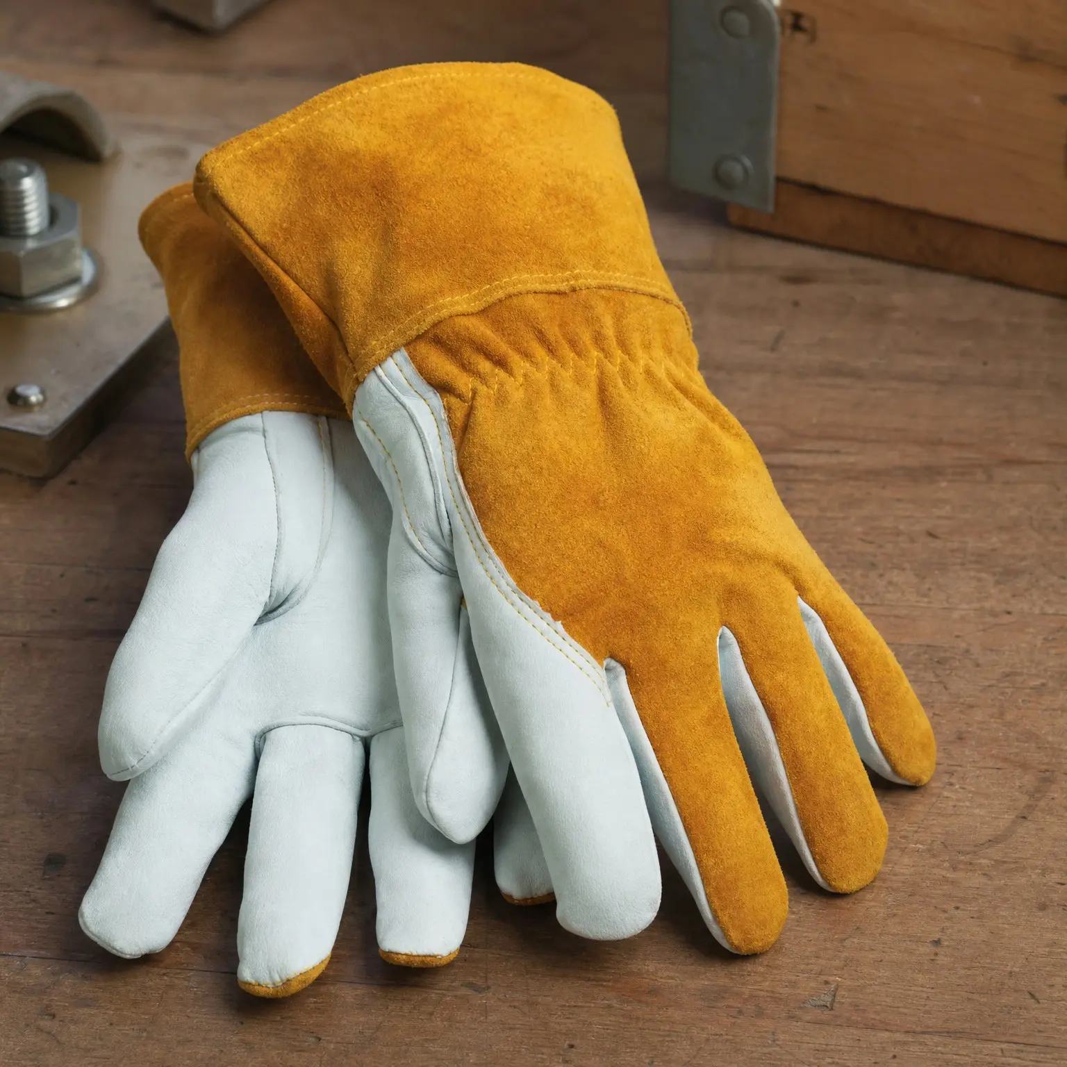 48L Large Brown Top Grain Goatskin Fleece-Lined Standard Grade MIG Welding Gloves with Straight Thumb, 3-1/2" Cuff, Kevlar Stitching and Elastic Back (1 Pair)