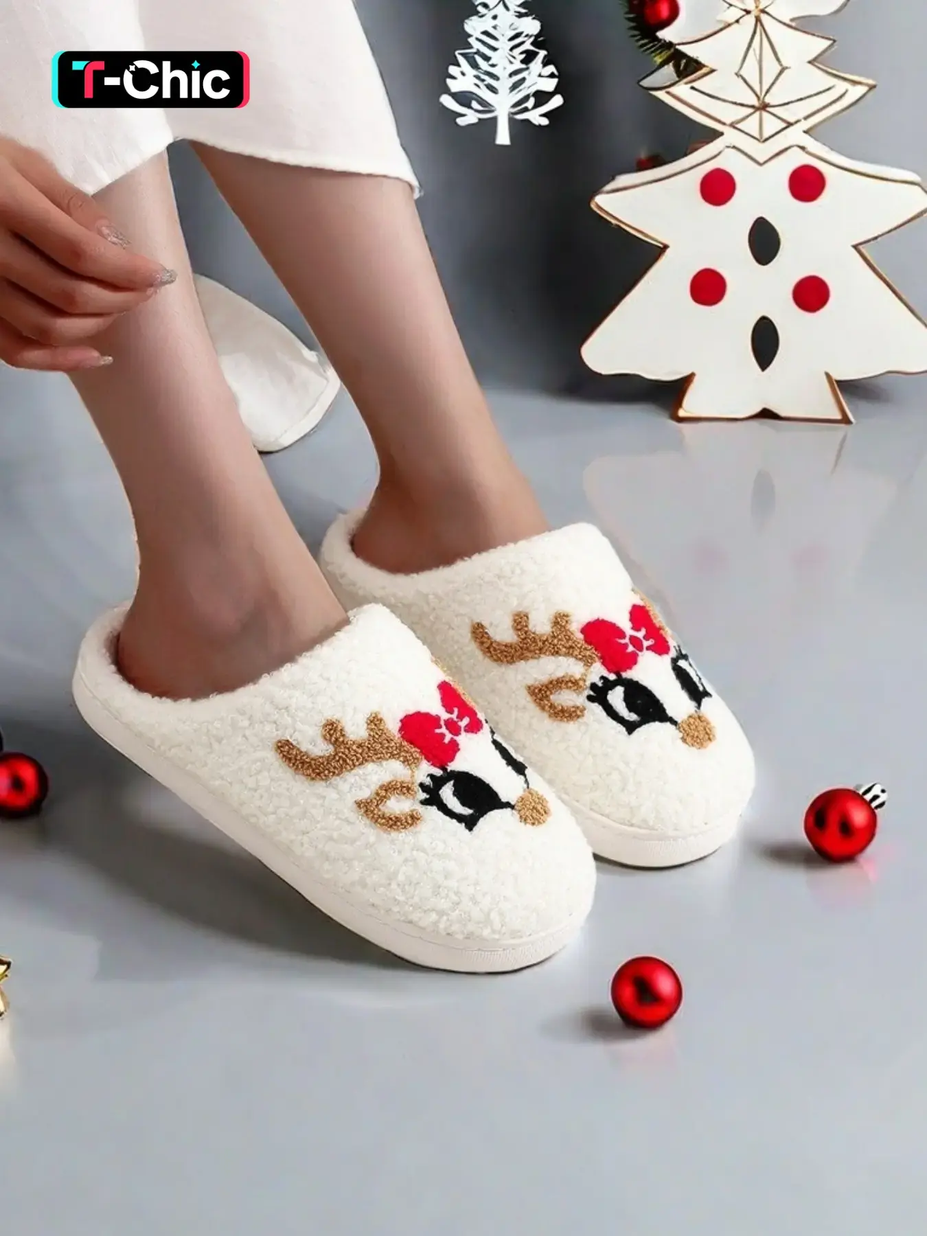 Women's Cute Cartoon Reindeer Pattern Plush Slippers, Casual Soft Comfortable Home Slippers, Warm Slippers for Indoor & Outdoor Use for All Seasons, Fuzzy House Slippers, Soft Fluffy Footwear