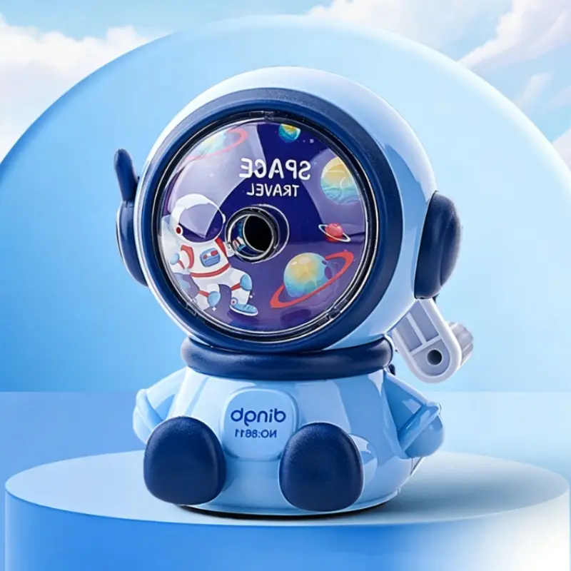 Cute Astronaut Pencil Sharpener, Manual Handheld Sharpener, Space Desk Accessory, School Supplies for Kids, Students & Teachers, Back to School Gift