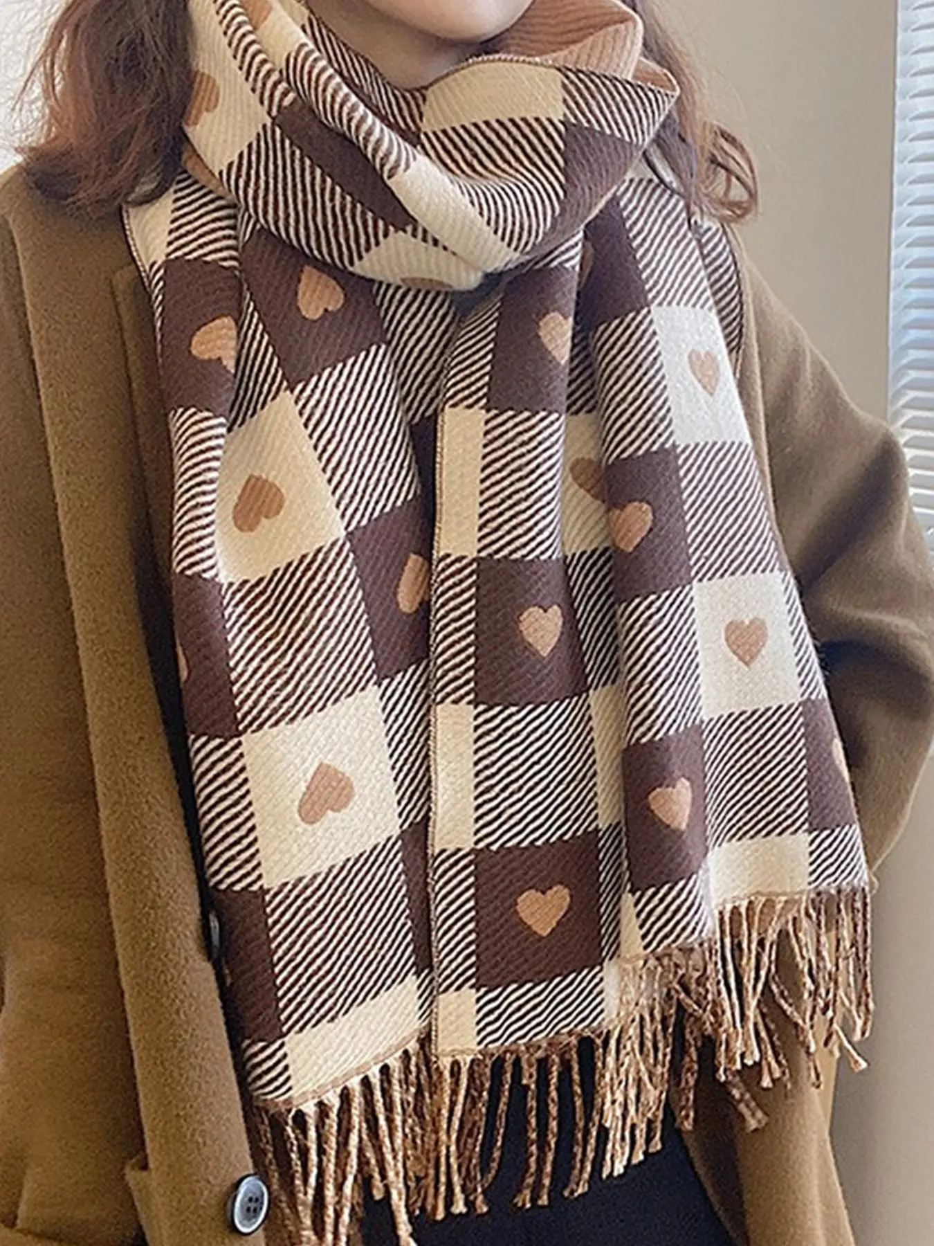 Women's Heart-Shaped Scarf, Elegant Fall & Winter Plaid Design, Fitted All-Over Print, Thick Large Blanket Scarf, 70.86 X 25.6 Inch