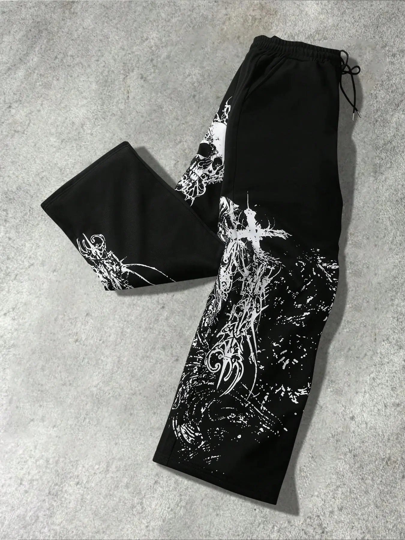 1 Pc Unisex Dark Art Skull Splash Print Statement Flared Leg Sweatpants, Elastic Waist, Casual Gothic Streetwear for Daily & Party Wear