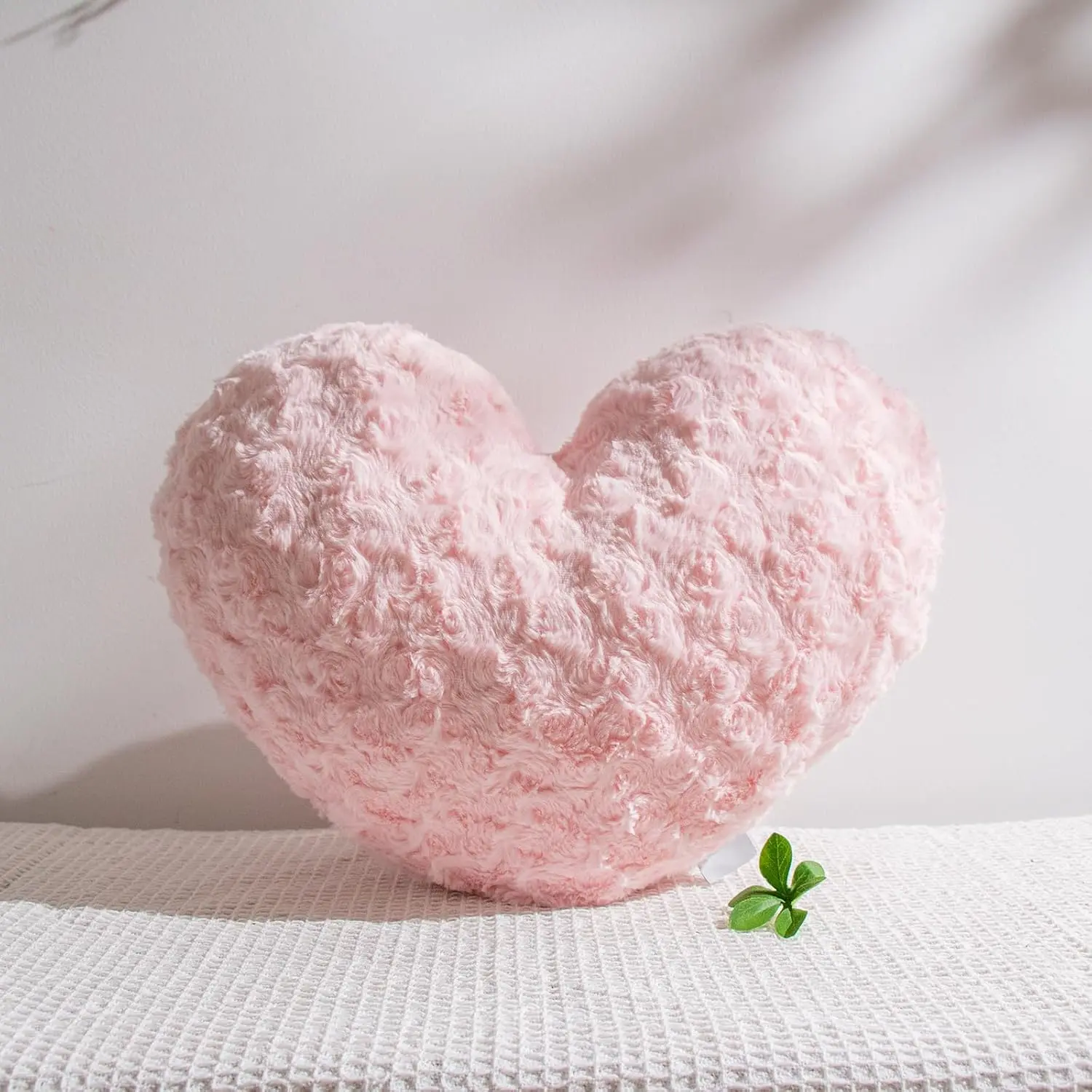 16" Blush Pink Love Shape Pillow, Luxury 600GSM Rose-Textured Faux Fur Decorative Throw Pillow, Machine Washable Cushion for Couch, Living Room & Home Room Decor
