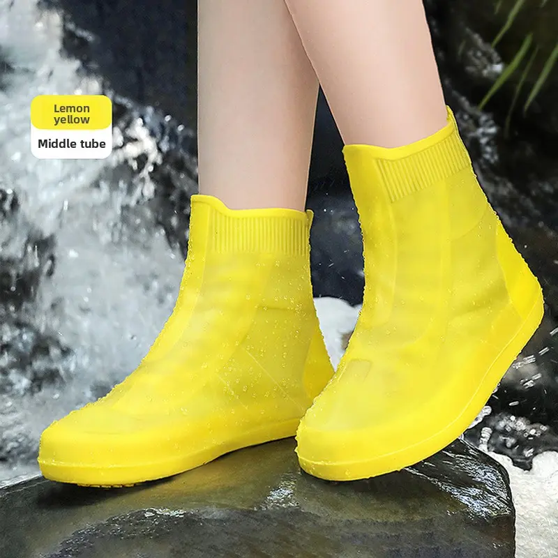 Youth Children's Synthetic Silicone Rain Shoe Covers - Rainproof, Non-Slip, Double-Layer Thickened Sole, Thickened Wear-Resistant, Durable, Lightweight, Portable, Reusable for Rainy Day Outdoor Cycling (Sports & Outdoor Use)