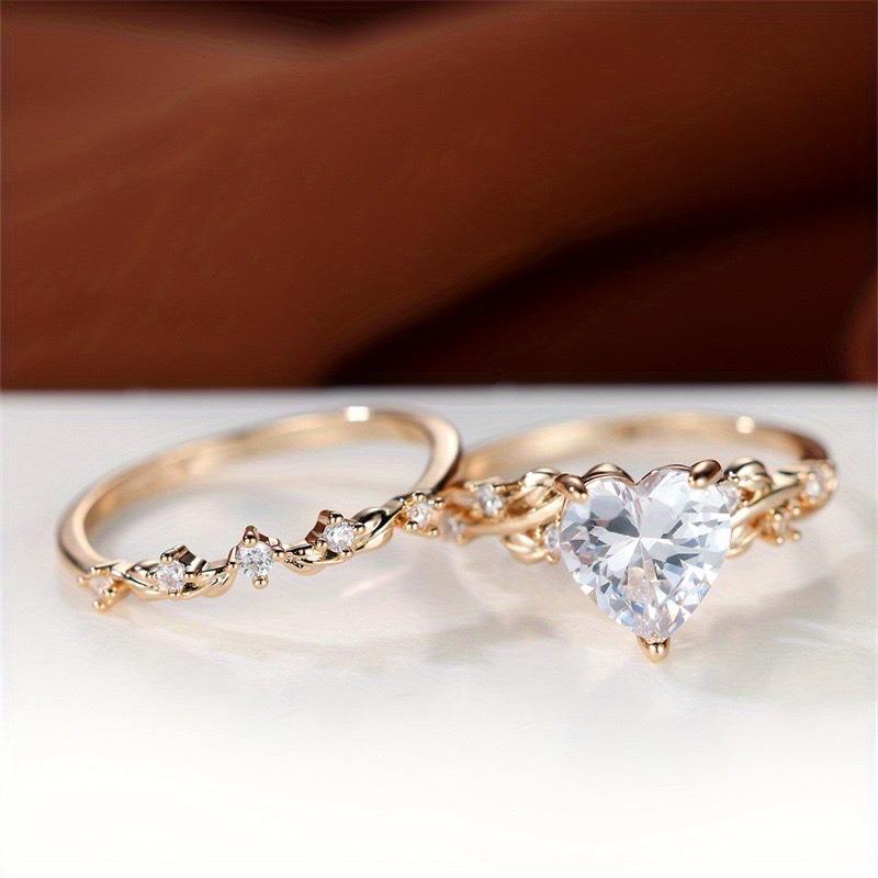 2-Piece Red Green Zirconia Inlaid Copper Band Rings Elegant Stackable Heart Puzzle Couple Rings for Wedding Engagement Matching Jewelry