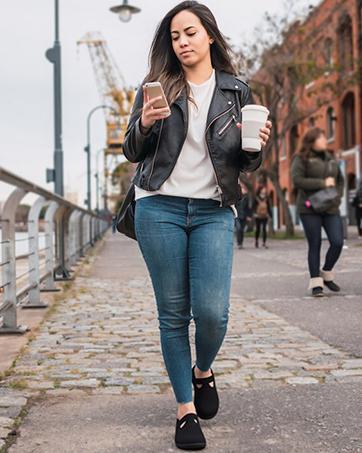 Women's Slipon Barefoot Flats Casual Shoes Fashion Comfortable Breathable Footwear Loafers with Rubber Sole Minimalist Walking Wide Toe Box Sneakers Lightweight All-Season  Girl