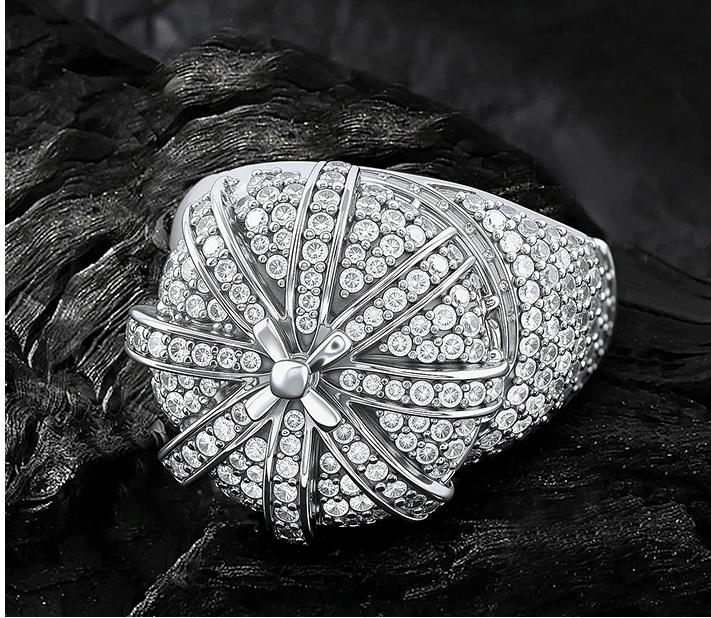 Popular European and American diamond-encrusted crown ring, dazzling and unique, high-end hip-hop ring with diamonds, unisex