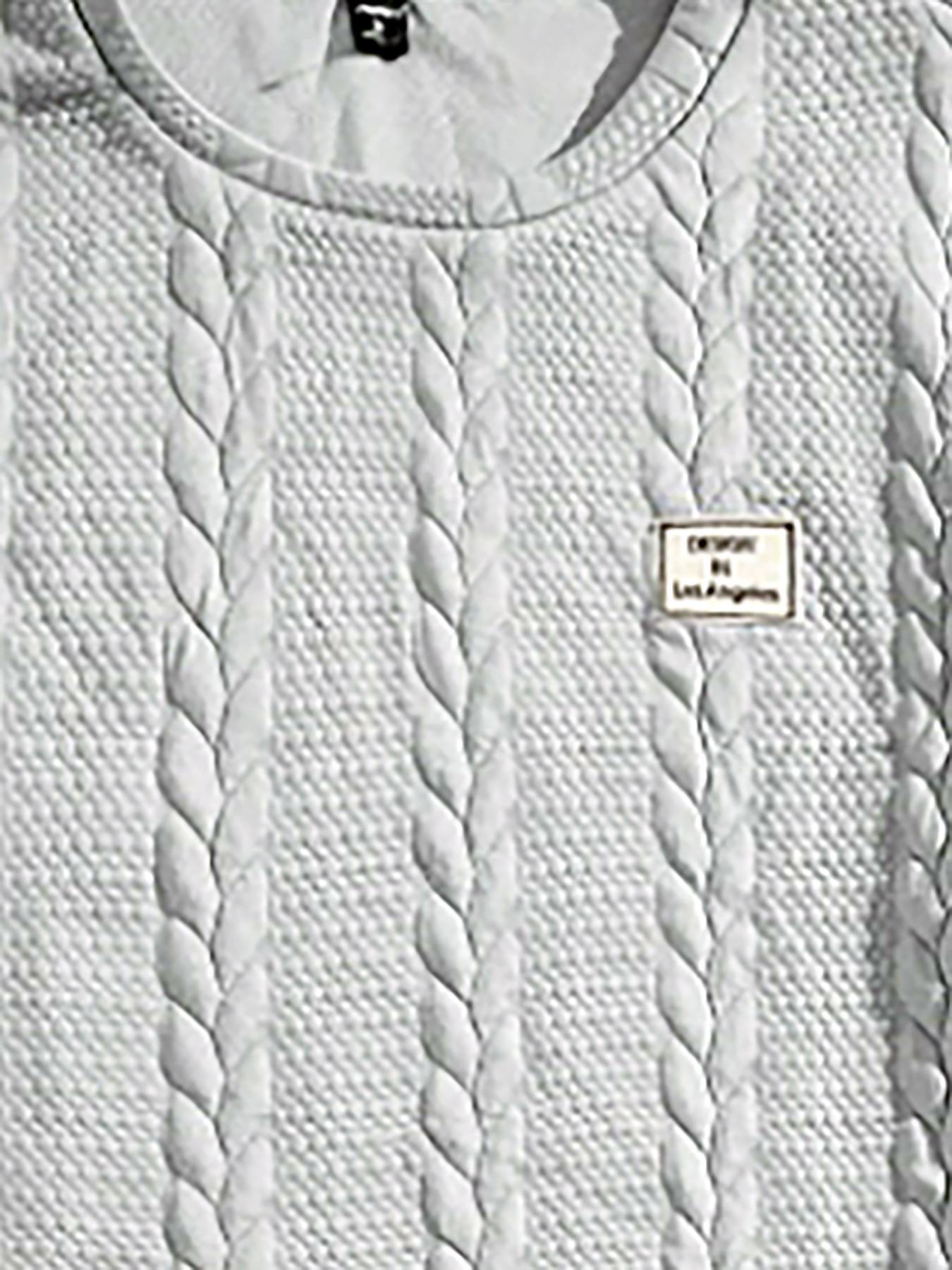 Men's Solid Textured Patched Tee & Drawstring Waist Shorts Set, Regular Fit Casual Round Neck Short Sleeve T-shirt & Pocket Shorts, Men's Summer Clothes