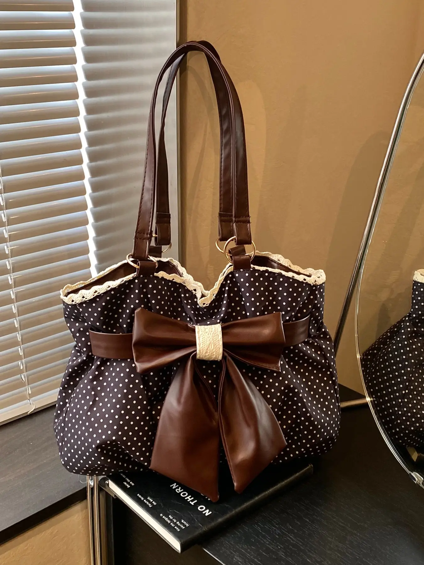 2026 New Summer Collection Trendy Fashion Large Capacity Polka Dot Bow Decor Bag, Handheld Aesthetic Casual Shoulder Bag, Stylish Women's Accessory, Fashionable Patterned Bag, Perfect for Daily Use, PU Leather Bag