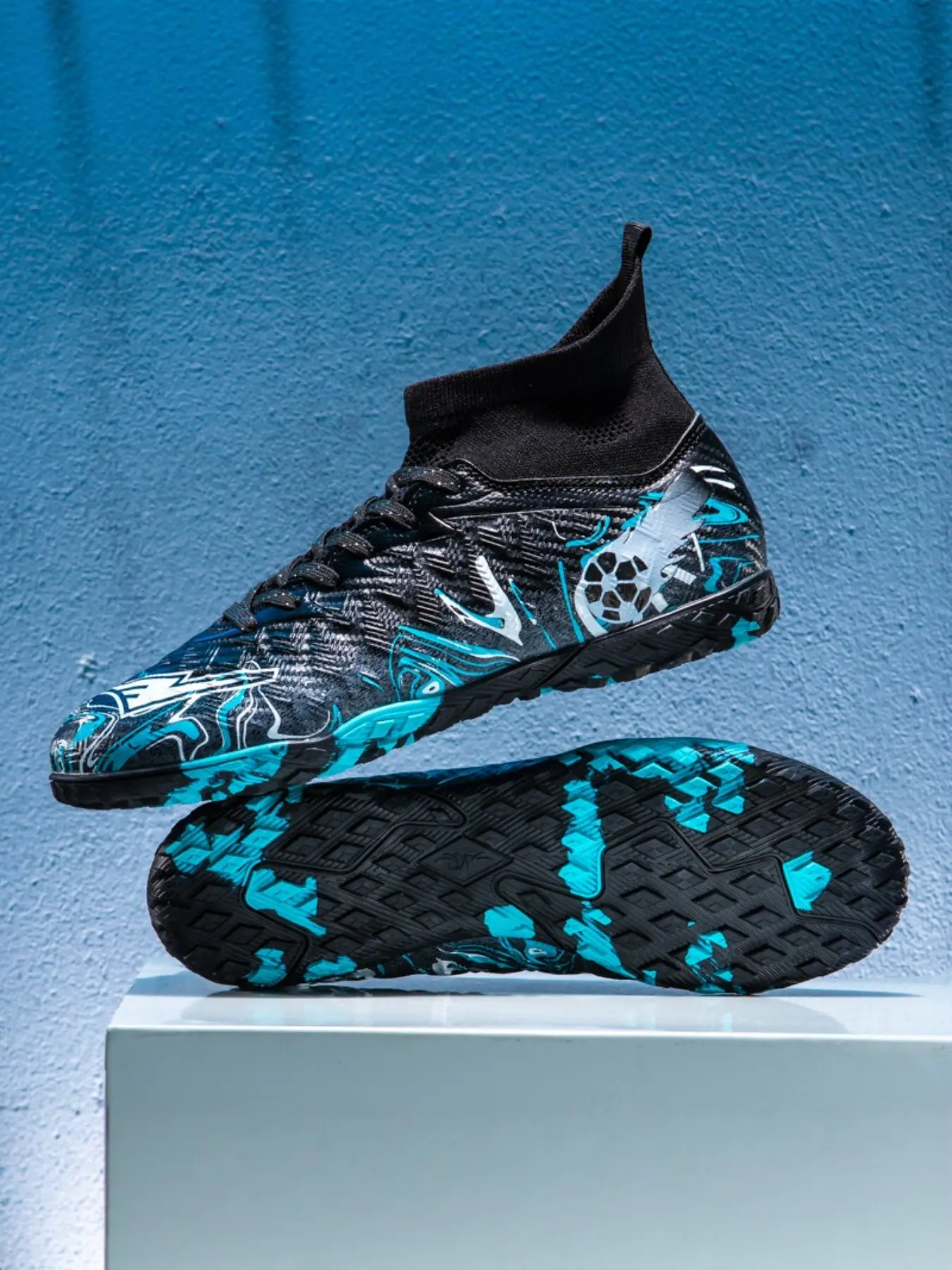 Men's High Top Soccer Shoes, Professional TF Cleats, PU Leather, Sporty Style, All Seasons, Sizes 35-46, Unisex Football Boots