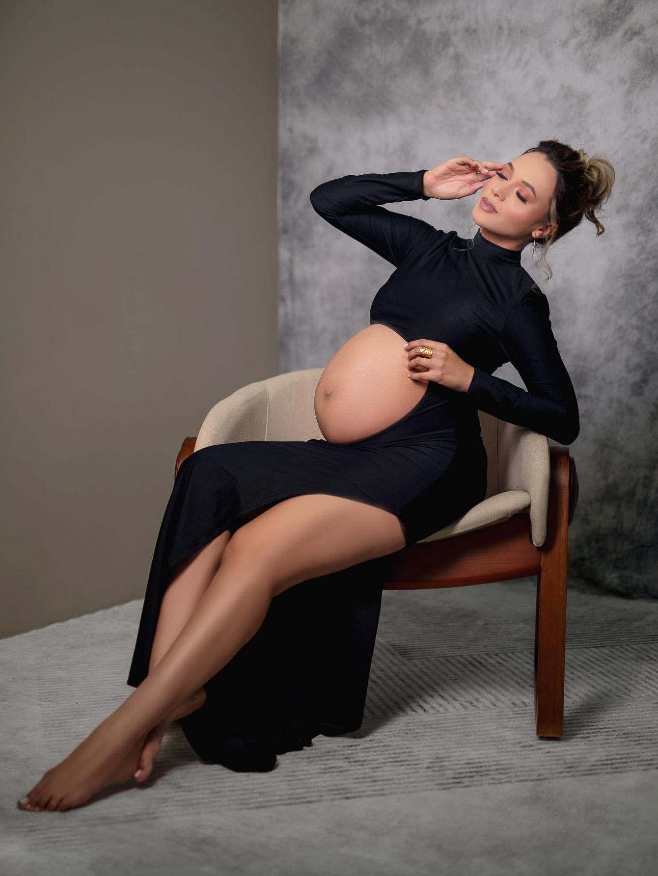 Maternity Photography Dresses Long Sleeve Mock Neck Side Split Showing Belly Pregnant Sexy Gown For Photoshoot Baby Shower