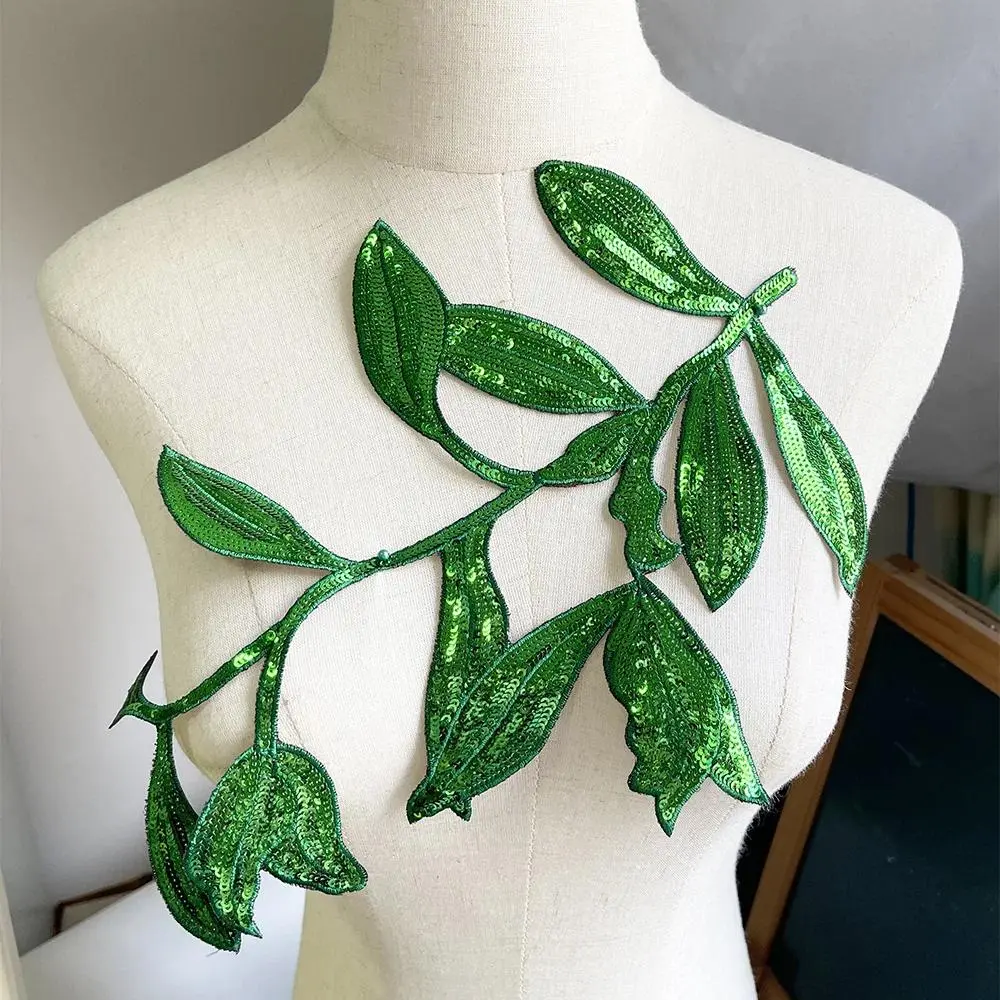 1 Piece 22*28cm Fashion Green Sequins Leaf Parch For Costume Dress Coat Iron on Patch for Clothing DIY Decoration