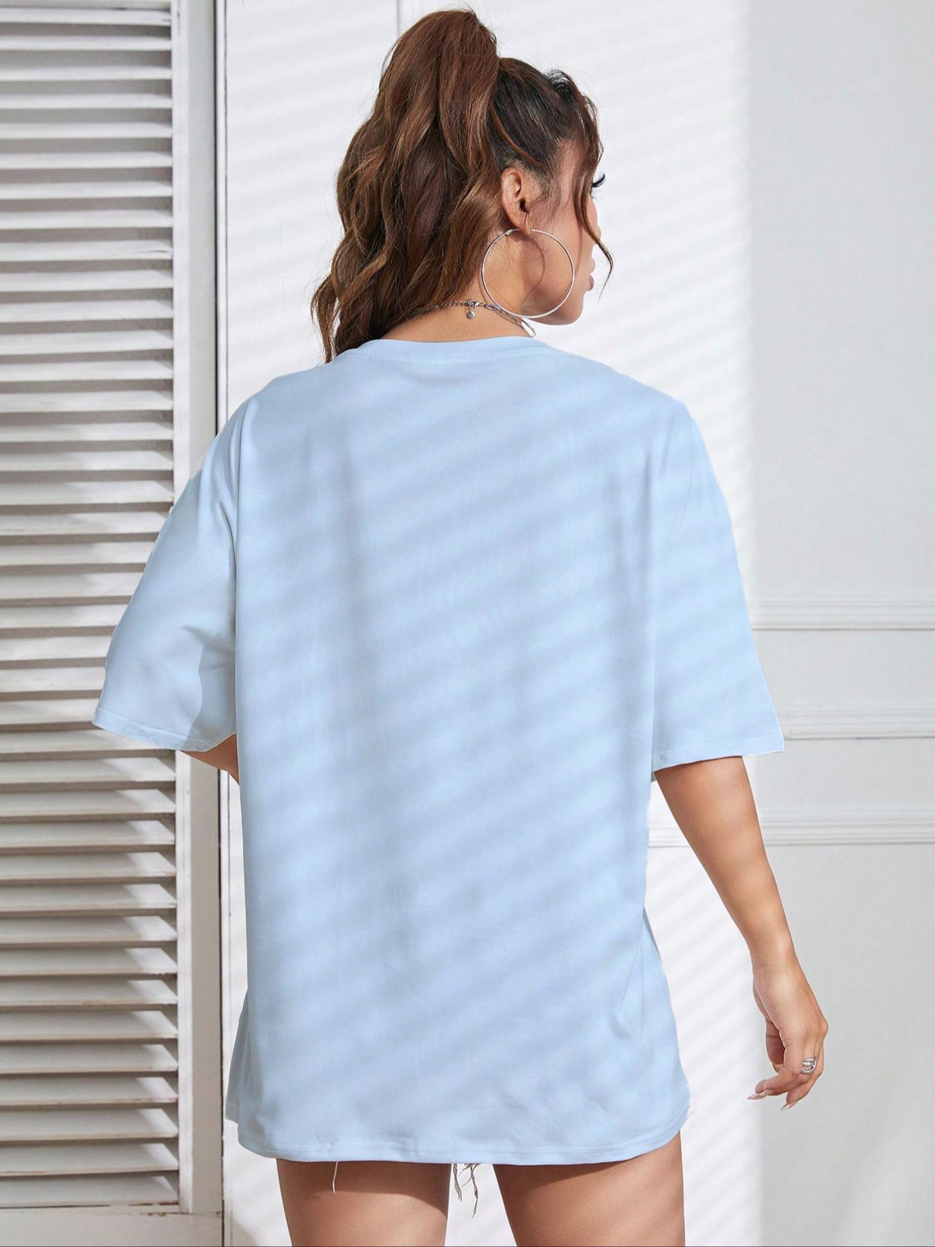 Women's "Baking Because Murder Is Wrong" Slogan Print Round Neck Tee, Top, Back To School Outfits, Casual Letter Print Half Sleeve T-shirt for Daily Holiday Outdoor Wear, Graphic Tees, Ladies Clothes for Fall