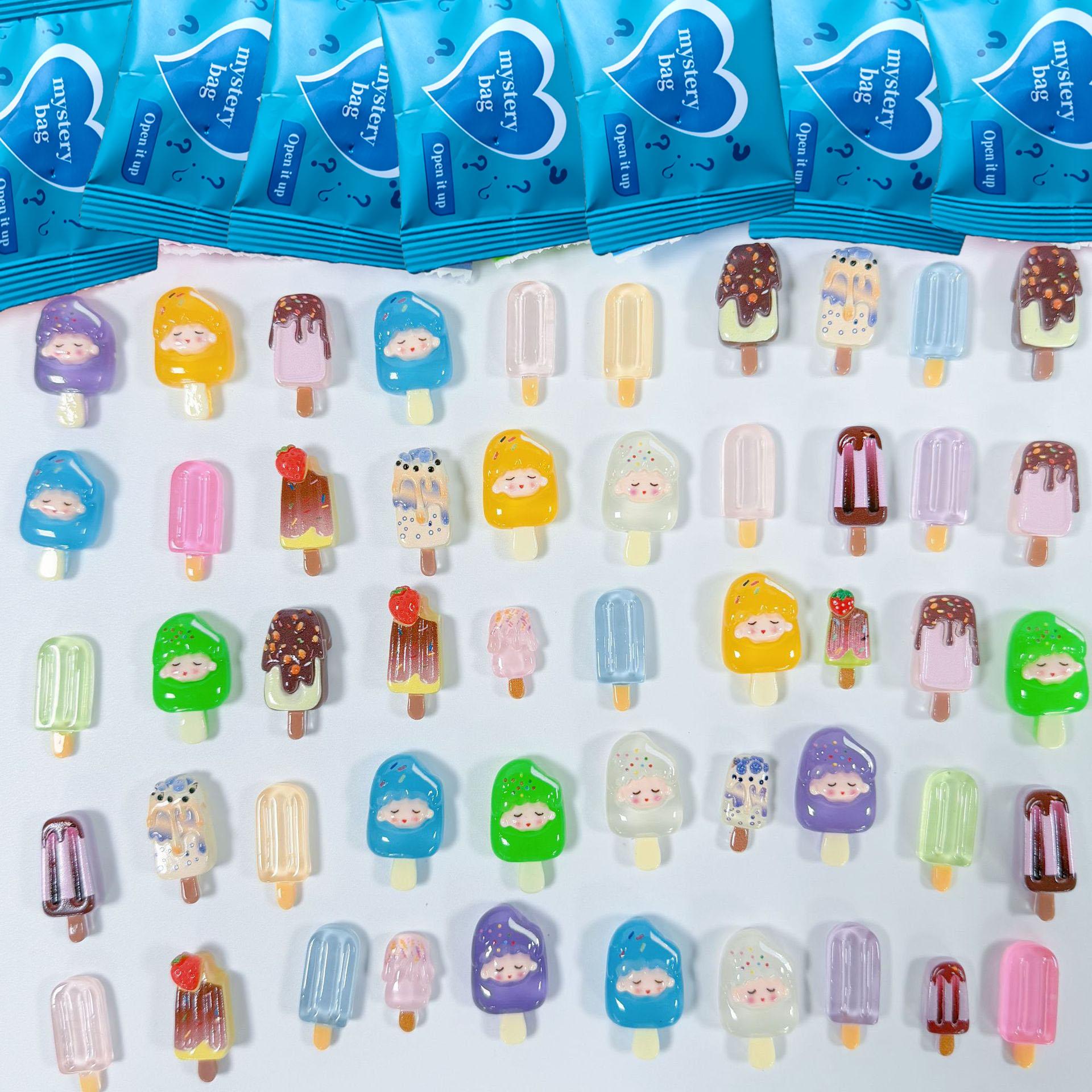 20pcs Ice Cream Accessories Summer Holiday Limited Edition Random Packaging Realistic Food Play DIY Creative Night Glow Resin Figurines Playful Figurines Glow In The Dark Figurine Set Resin Figure