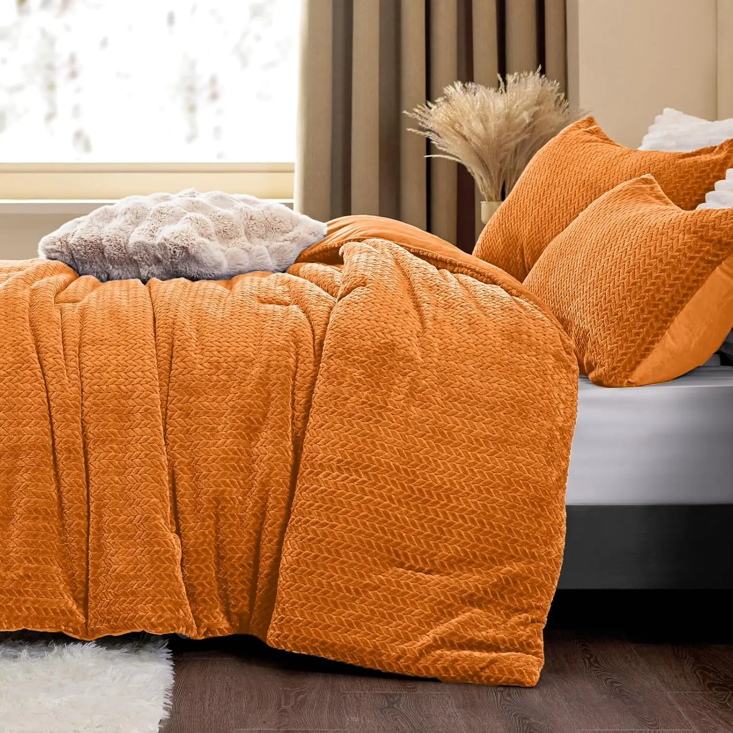 Flannel Fleece Comforter King Set - Furry Burnt Orange Leaves Pattern Faux Fur Bed Set, Winter Soft Fuzzy Set, Velvet Bedding Set for Bed with 2 Pillow