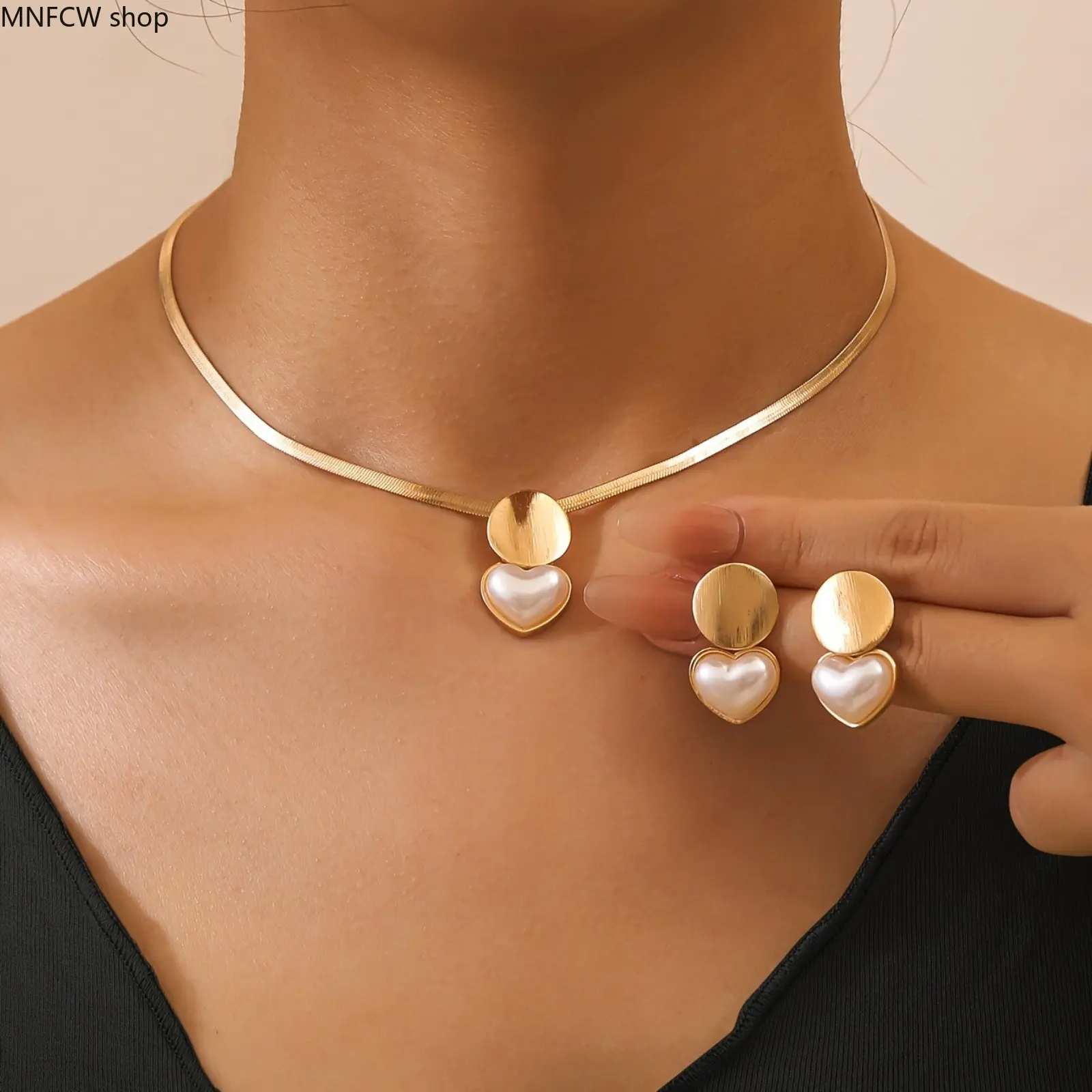 Heart Circle Pendant Necklace Earrings Set Women - Trendy Creative Gold Silver Hoop Love Charm Jewelry, Elegant Versatile Matching Set, Perfect Everyday Layering Gift for Date Night Party & Minimalist Chic Feminine Style