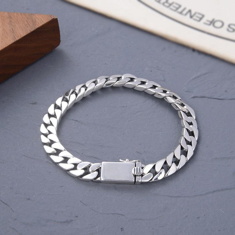 925 Sterling Silver Cuban Chain Bracelet for Men and Women Durable High Quality Jewelry Piece with Polished Finish Vintage Inspired Timeless Design Fashion Accessory for Daily Wear and Special Occasions