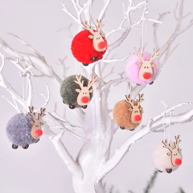 Furry deer plush pendant, lamb wool ball Christmas reindeer ornament, scene decoration prop, Christmas decorative pendant