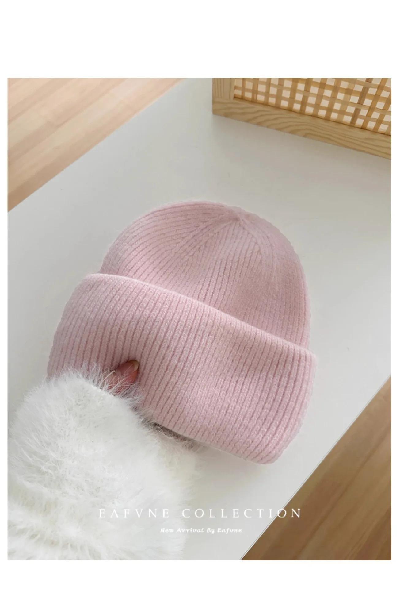 1pc Warm Knit Beanie for Men Women,Slouchy Beanie Hats Winter Knit Cap Soft Ski Hat Unisex,Thick Fisherman Cuff Plain Skull Caps