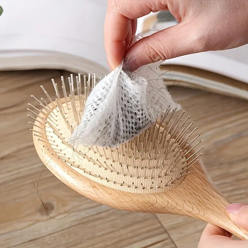 Air cushion comb cleaning net - A multi-functional comb cleaning tool suitable for both household and outdoor use