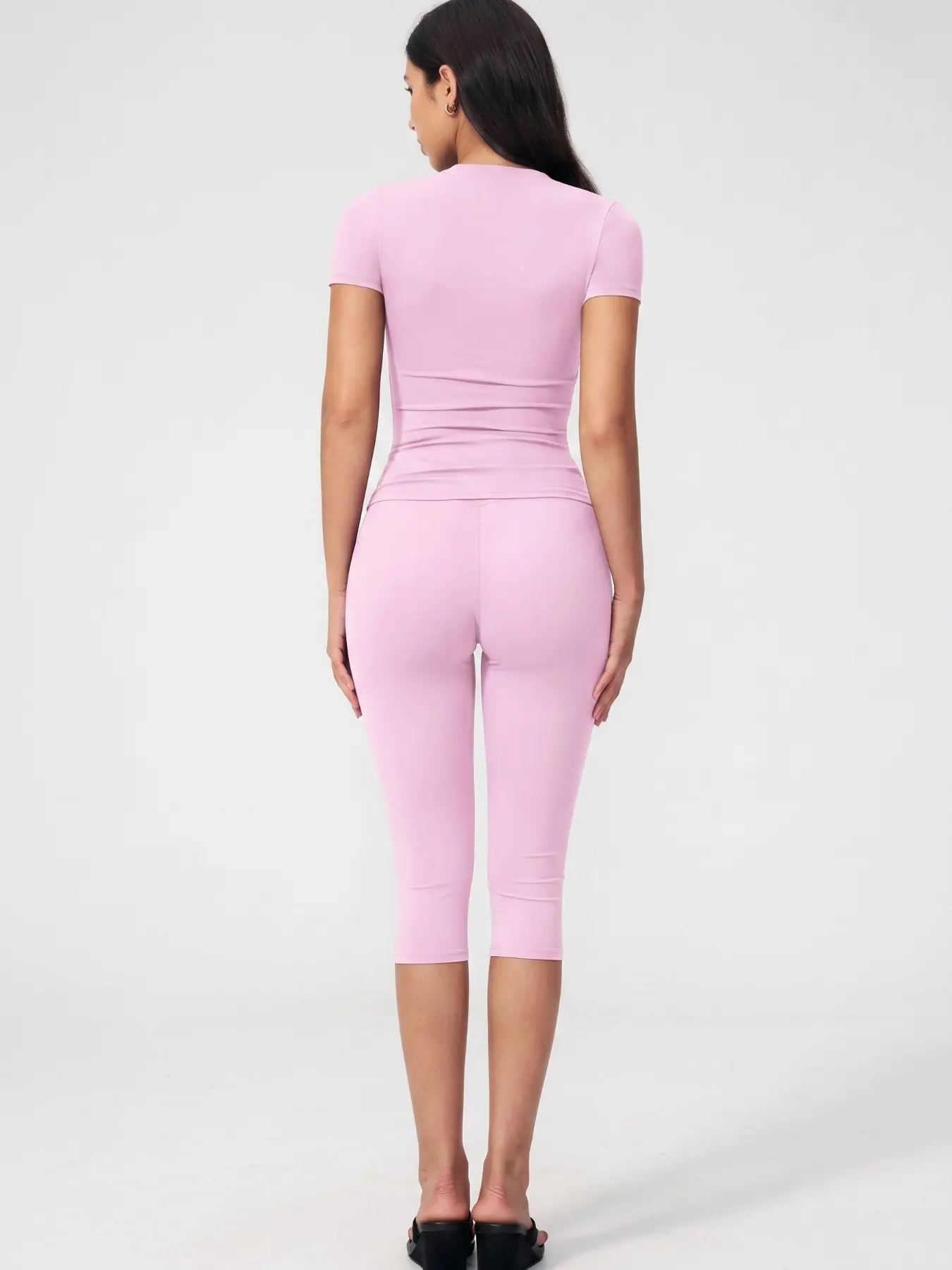 Women's T-shirt Capri Leggings 2-Piece Set Matching Workout Set Capri Yoga Legging High Waist Short Sleeve T-shirts Slim Fitness Yoga Suit for Gym Sports Daily wear Gym Yoga Outfits All Seasons