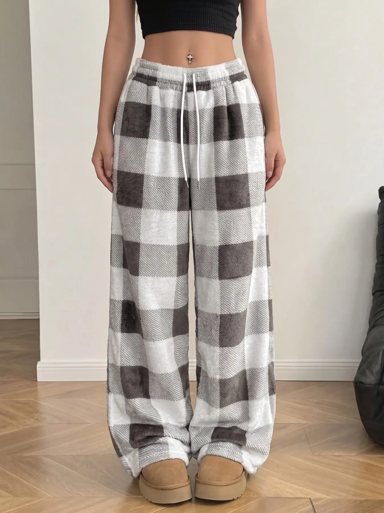 Women Soft Fuzzy Plaid Wide Leg Sweatpants, Grey Buffalo Check Drawstring Elastic Waist Loose Fit Trousers, Warm Cozy Aesthetic Casual Streetwear Loungewear Pants Autumn Outfits Women