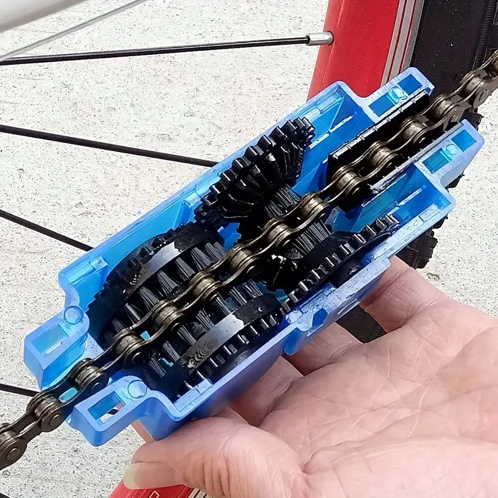 Effortless On-The-Go Cleaning: Portable Mountain Bike Chain Cleaner for Quick Chain Maintenance