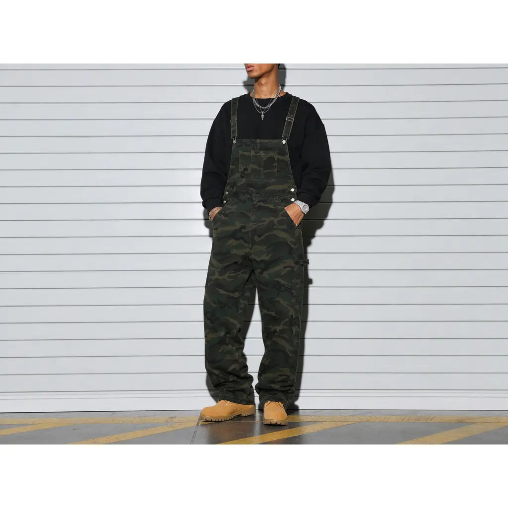 Men's Vintage Camo Overalls, Casual Utility Bib Pants with Adjustable Shoulder Straps, Loose Fit Cargo Trousers, Military Inspired Design for Work, Outdoor, Streetwear Style, Travel and Everyday Outfits