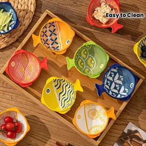 Set of 4 Creative Japanese-Style Fish-Shaped Sauce Dishes – Dopamine-Colored Ceramic Dishes for Dipping Sauces, Wasabi, or Snacks; Easy to Clean and Store; Oven and Microwave Safe; Suitable for Various Uses.