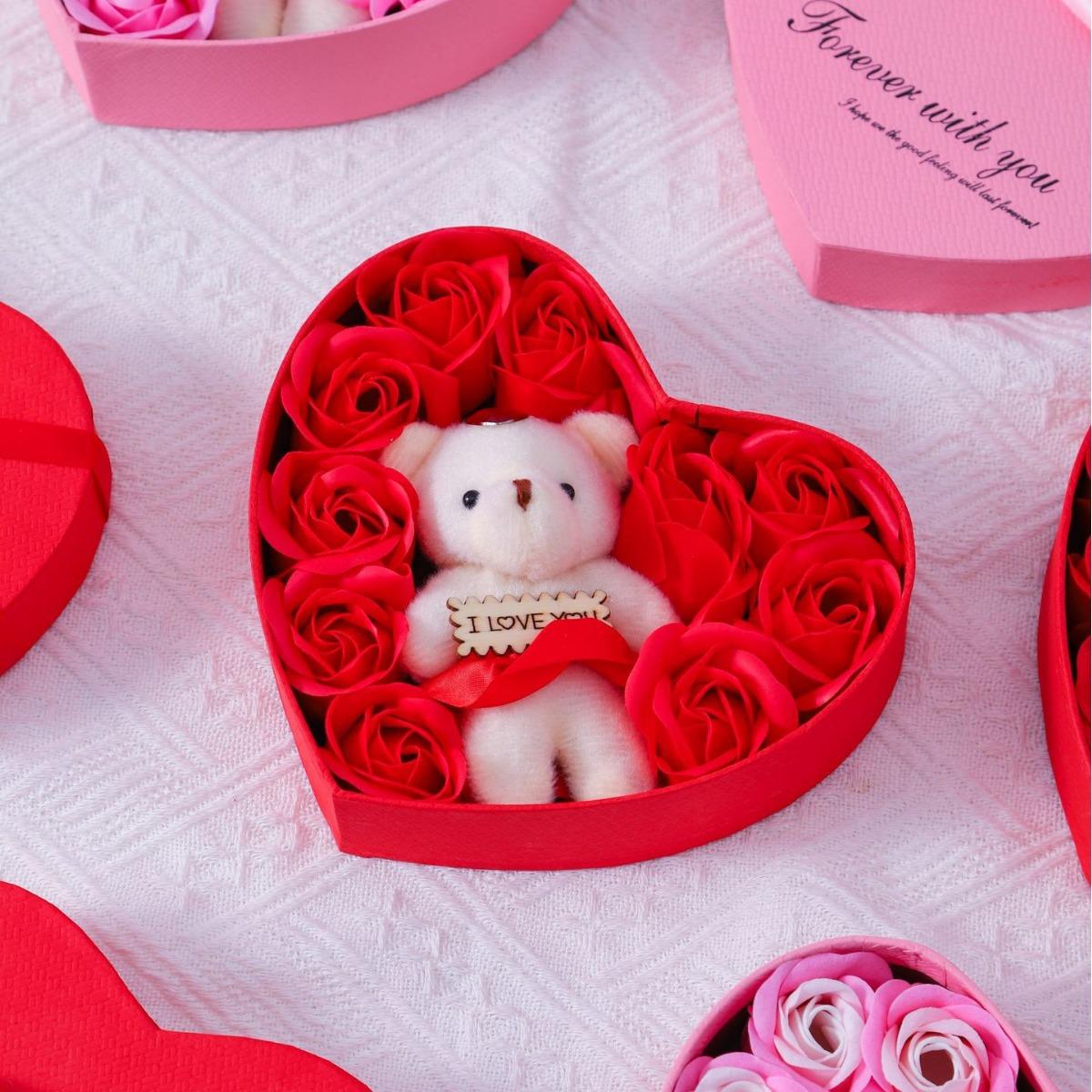 Cross-border Soap Flower Rose Heart-shaped Gift Box, Valentine's Day and Christmas Gift, Heart-shaped Artificial Rose Gift Box and Present