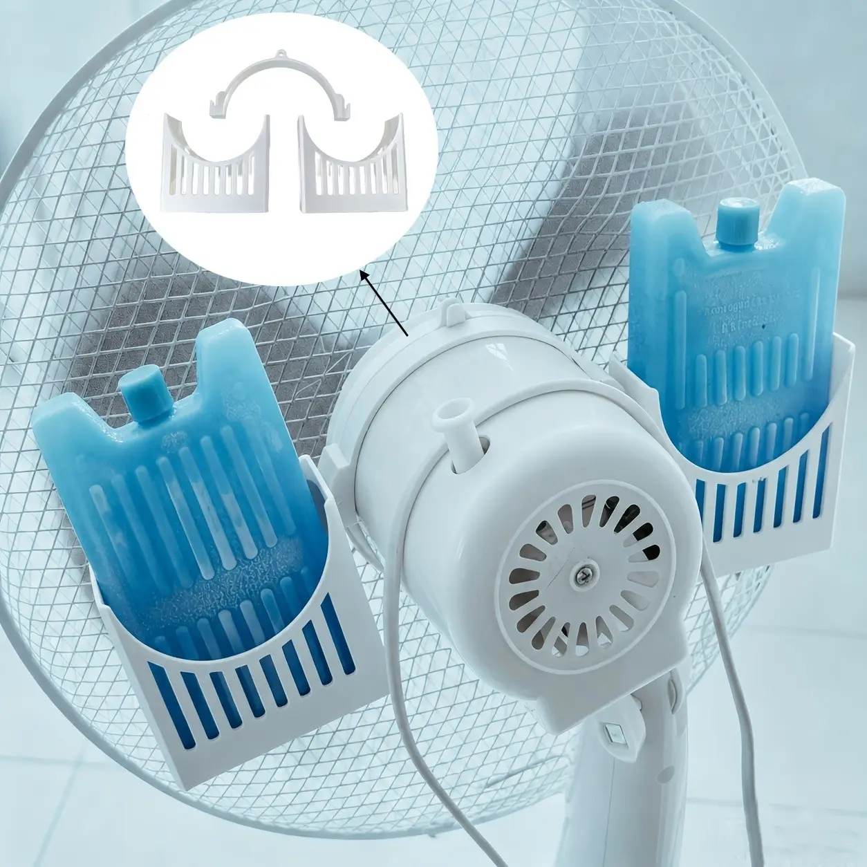 Convenient Sector Ice Bag Holder, Fan Mount Ice Bag Fixer for Air Cooling, Summer Home Standing Fan Accessories (no Ice Bag Included)