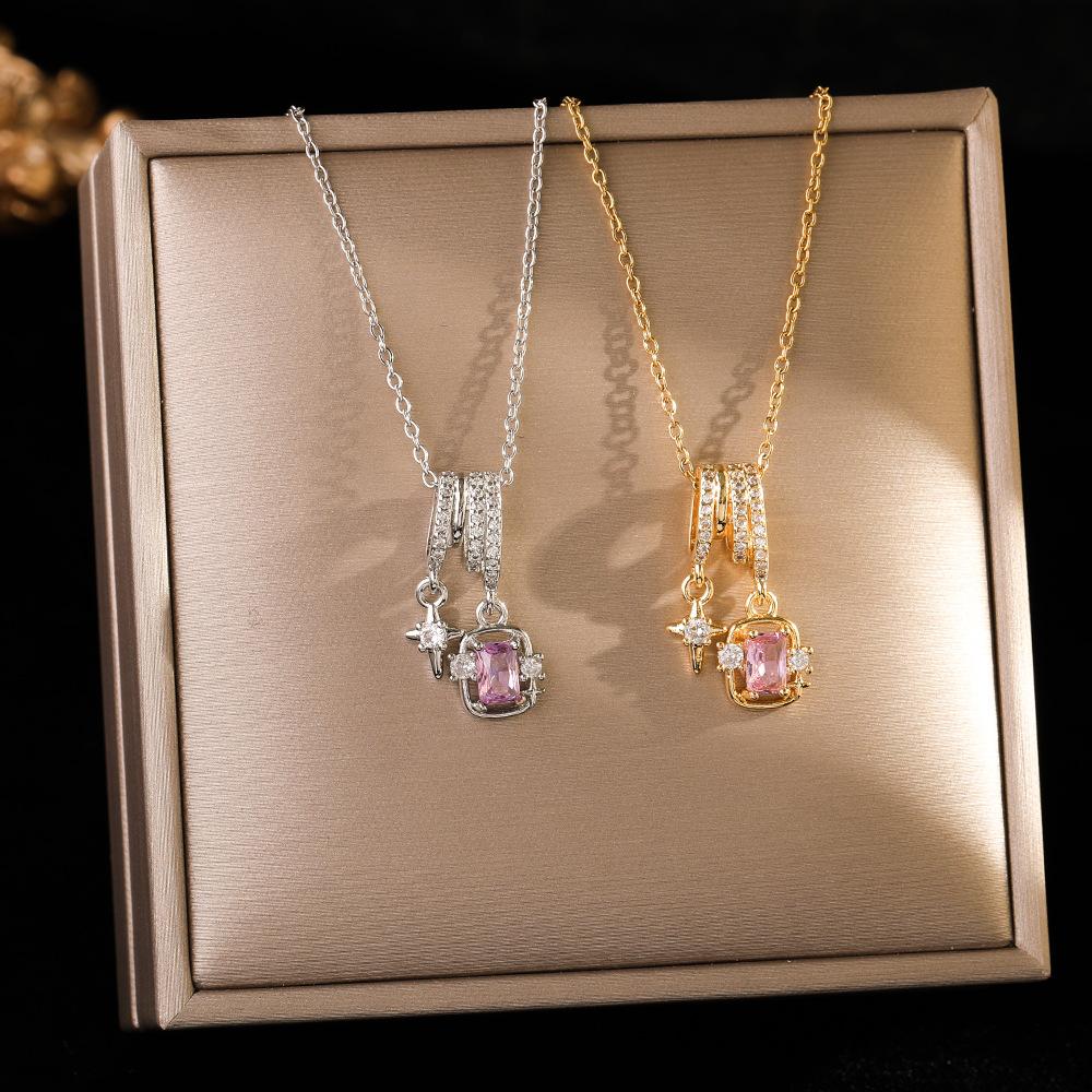 Trendy Hot Selling Titanium Steel Necklace for Women, Zircon Inlaid Copper Plated Pendant, Color Retaining Clavicle Chain Jewelry