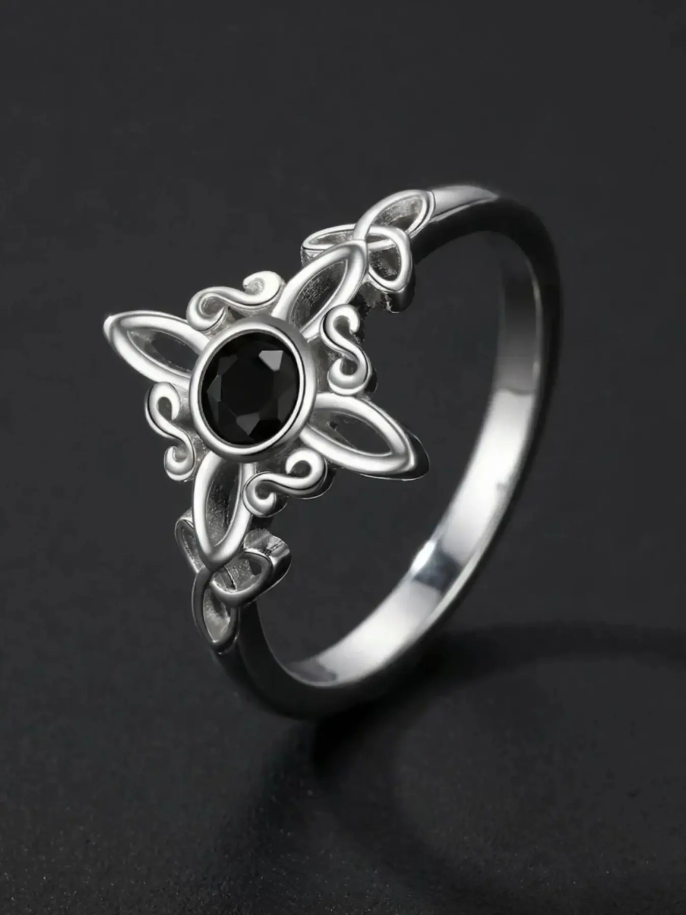 Witch Magic Knot Ring, Fashion Celtic Knot Diamond Band, Casual Cartoon Style, All Seasons, Protective Amulet Gift