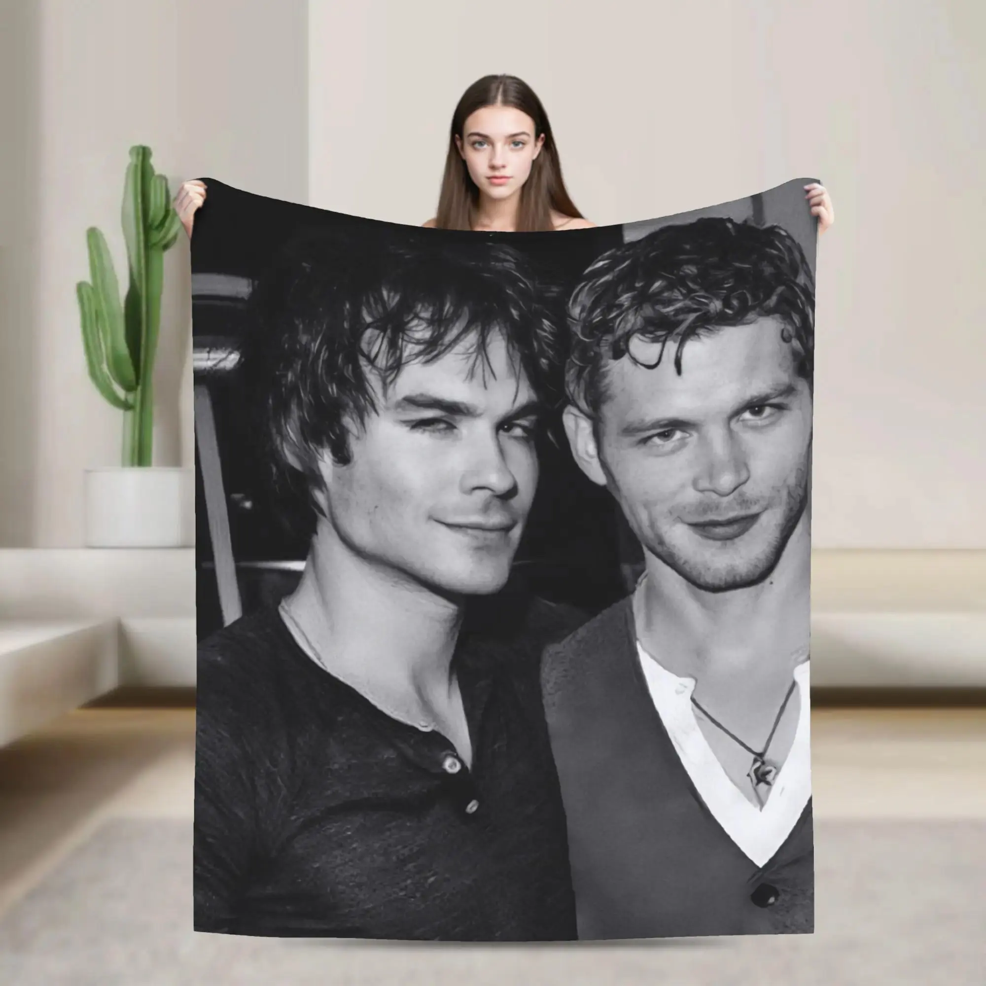 The Vampire Diaries Damon Salvatore Flannel Throw Blanket, TV Series Character Print Soft Plush Warm Blanket for Bedroom Sofa Bed Decor and Fan Gift