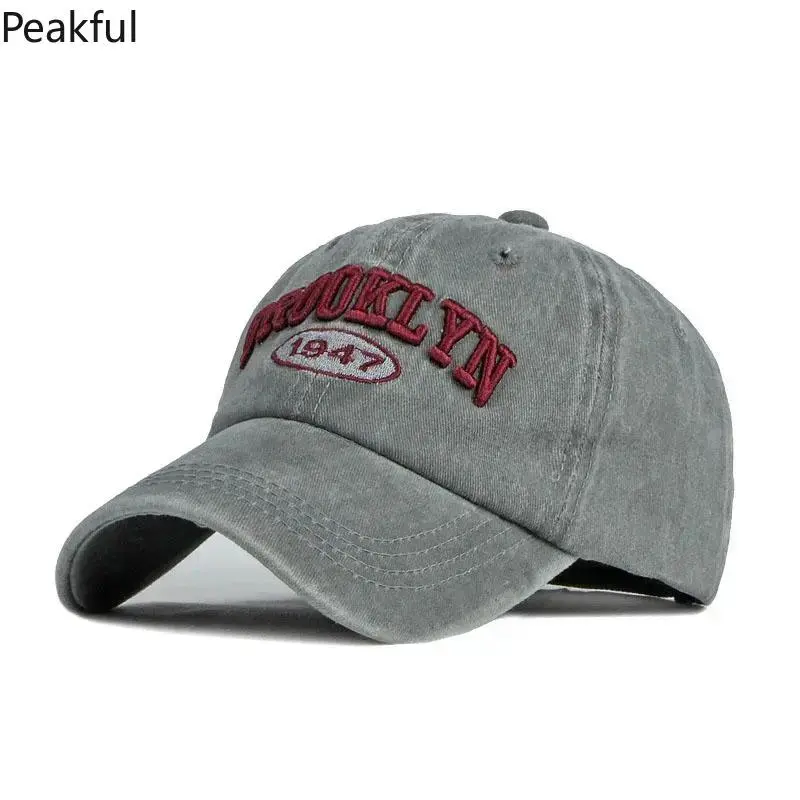 Retro Brooklyn Style Dad Hat for Men & Women, Vintage Washed Cotton Cap with Embroidered Logo, Athletic Hip-Hop Vibe for Campus Life, Adjustable & Sun-Protective, Must-Have for New Semester.