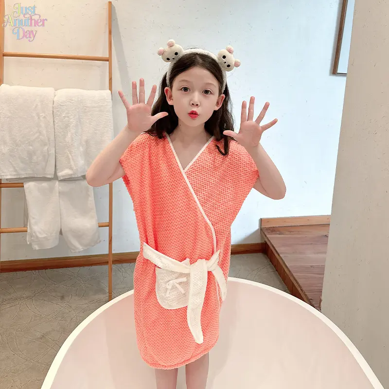 Kids Coral Fleece Bath Wrap, Cute Wearable Absorbent Towel Robe for Girls, Soft Plush Bathrobe with Pocket & Belt, Perfect for Shower, Pool & Spa