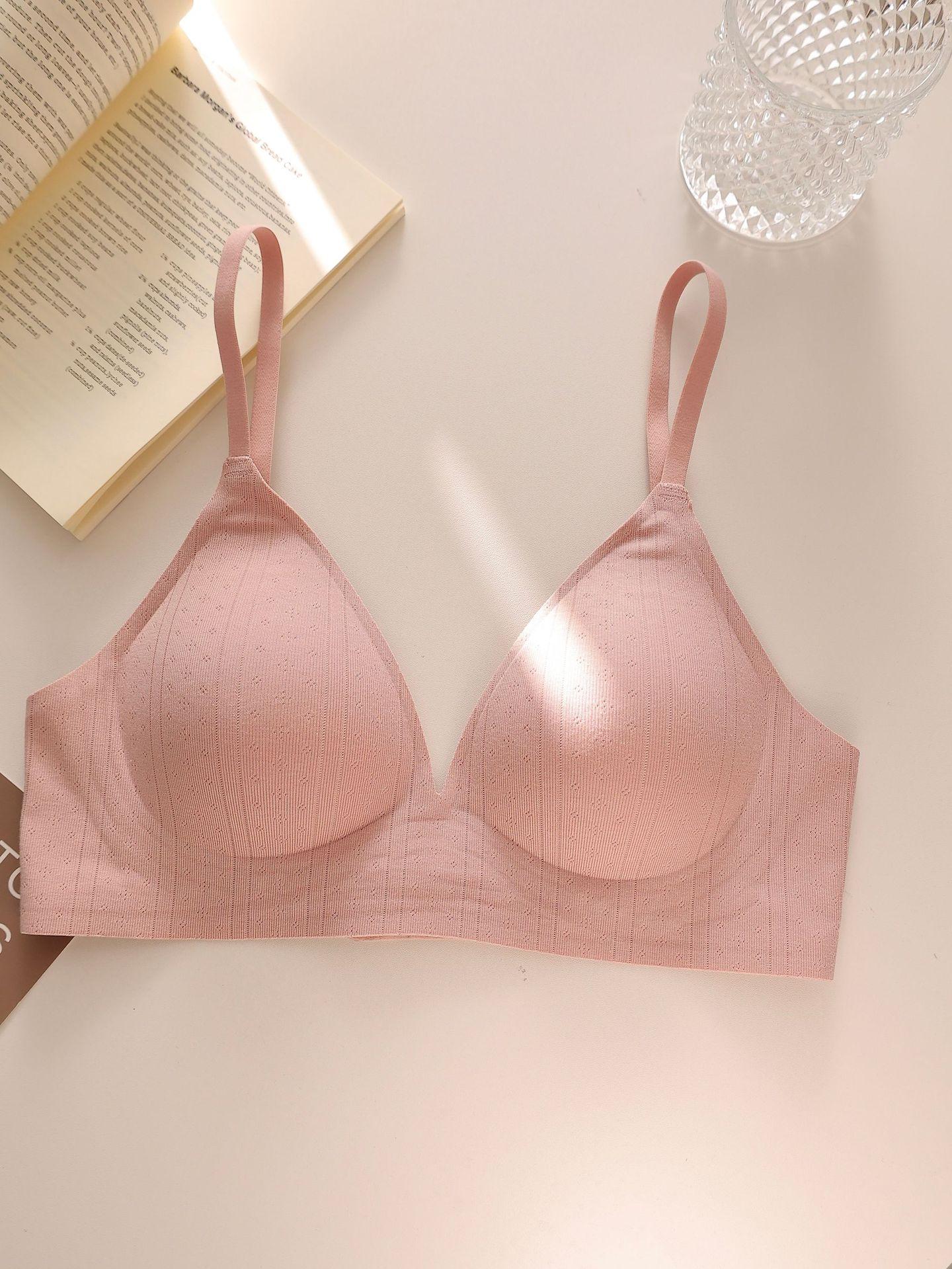 Girly Concept Soufflé Breathable Triangle Cup Bra Wireless Push-Up Comfortable Anti-Sagging Bra OB113