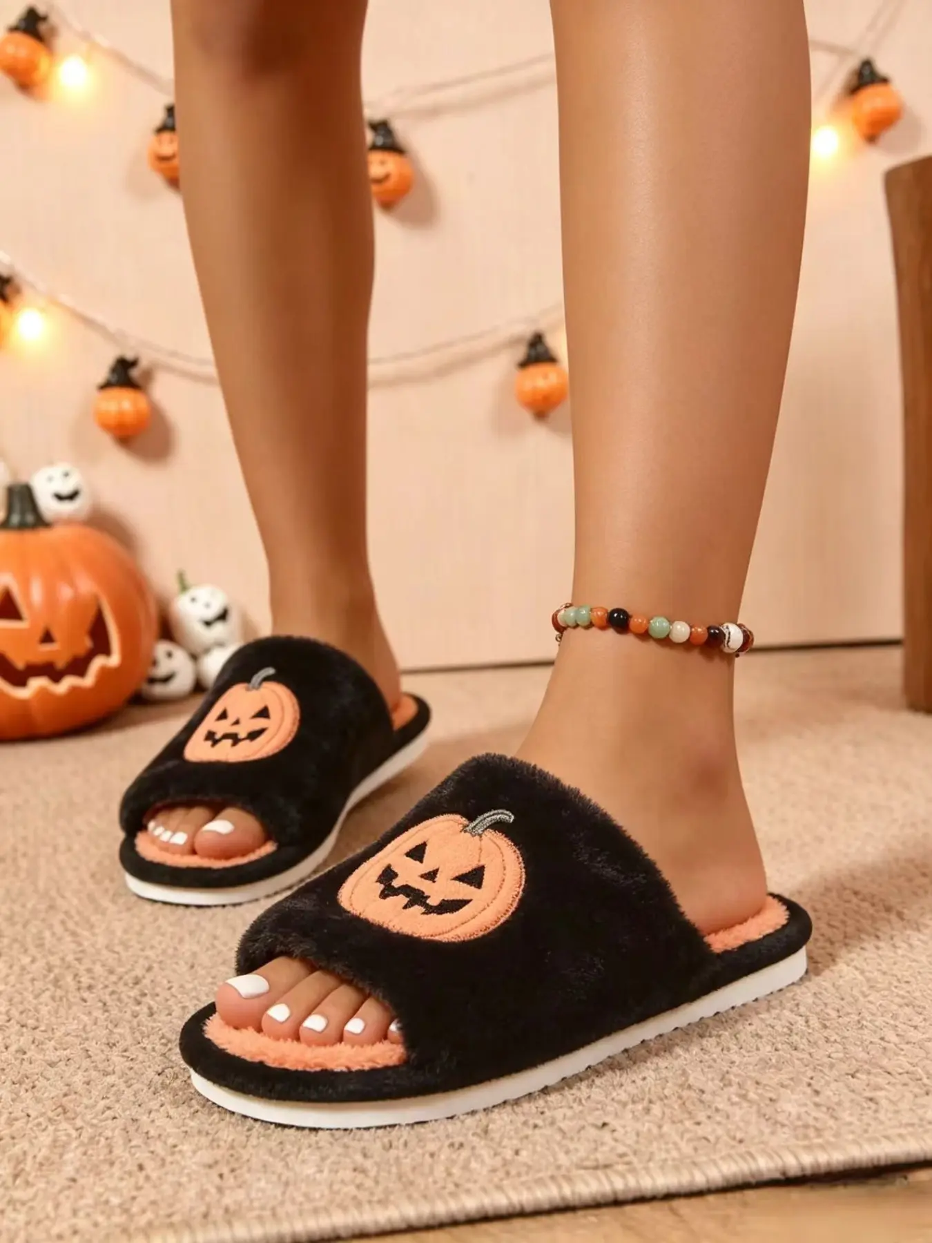 Unisex Cartoon Pumpkin Plush Slippers, Soft Eva Sole, Indoor Outdoor Fall Winter Casual Shoes, Textile Upper, Less Than Ankle Height