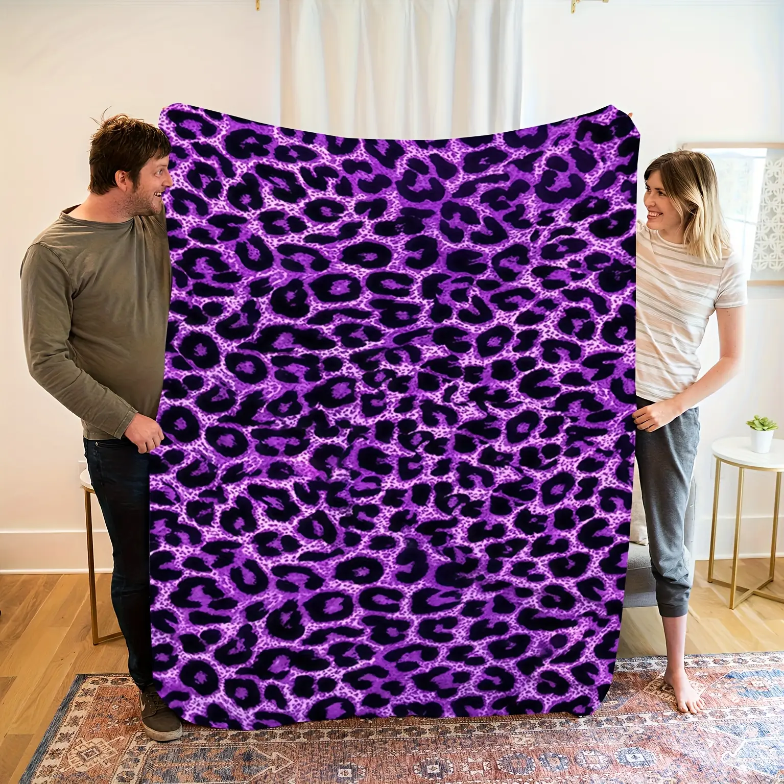 1pc Soft Warm Purple Leopard Print Flannel Blanket - All-Season Luxury Bedspread, Sofa & Travel Throw, Black/Grey/Pink/Beige Animal Print Bed Cover, Cozy Gift for &, Contemporary Bedding Accessory