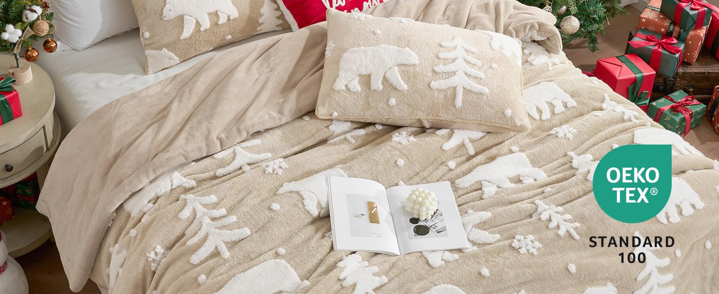 Christmas Comforter Set Queen, Christmas Bedding Set with Bear, Beige Fleece Plush Comforter for Winter, 3 Pieces, 1 Soft Comforter and 2 Pillowcases