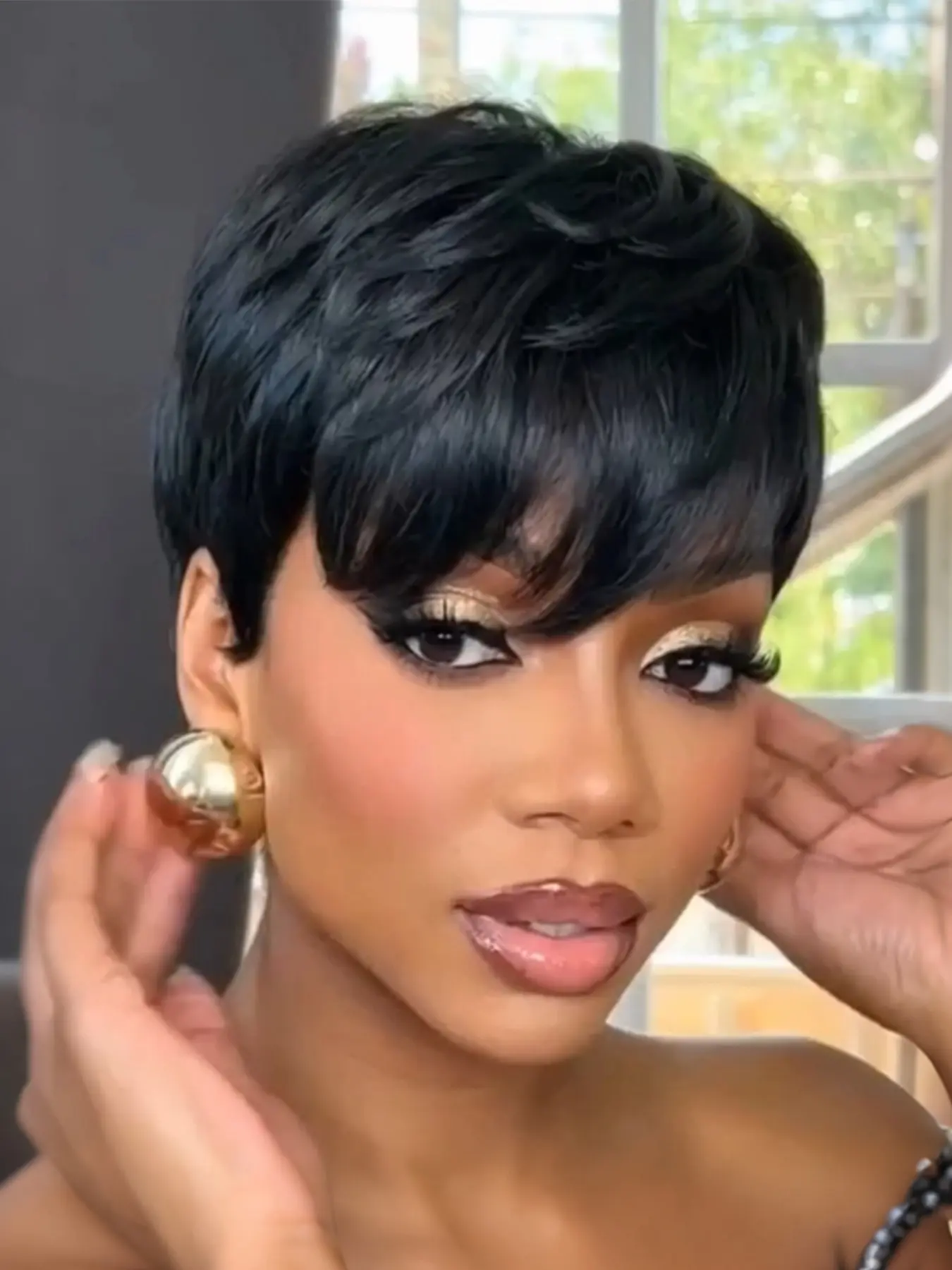 Short Pixie Cut Wigs Human Hair with Bangs, 180% Density, Layered Style, 1b Color, Full Machine Made, Daily Wear for Women
