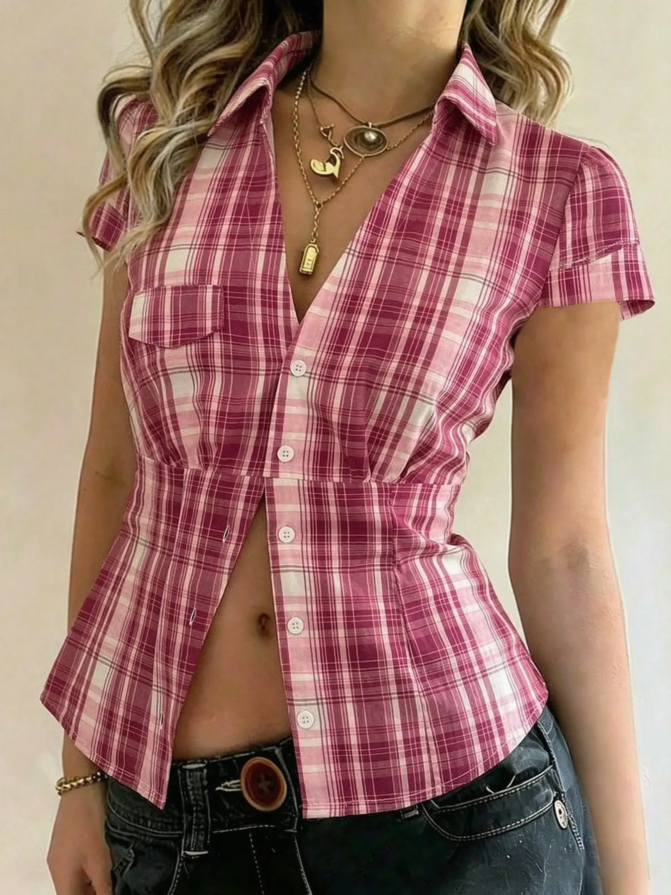 Women's Plaid Short Sleeve Shirt, Lapel V-Neck Fitted Cropped Open Front Blouse, Suitable For Vacation, Dating, Shopping And Campus Outfits